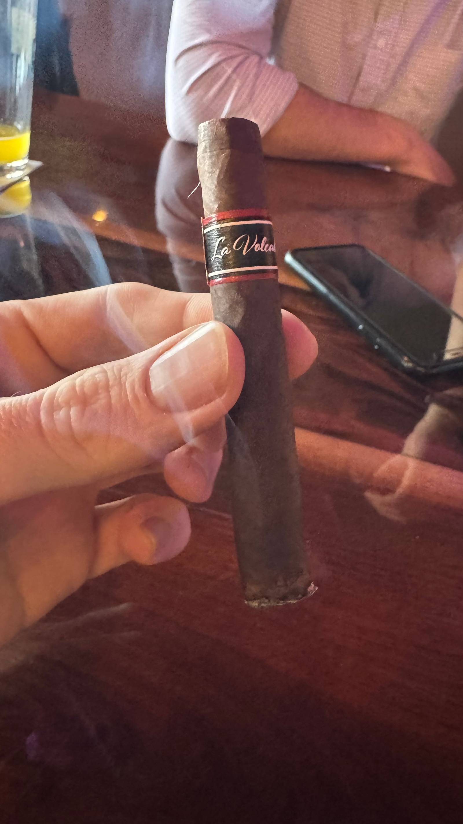 Photo 1 of 1 for La Flor Dominicana La Volcado Petit 4.25" * 32, reviewed on Sep 19, 2024 and given a rating of 5.7.
