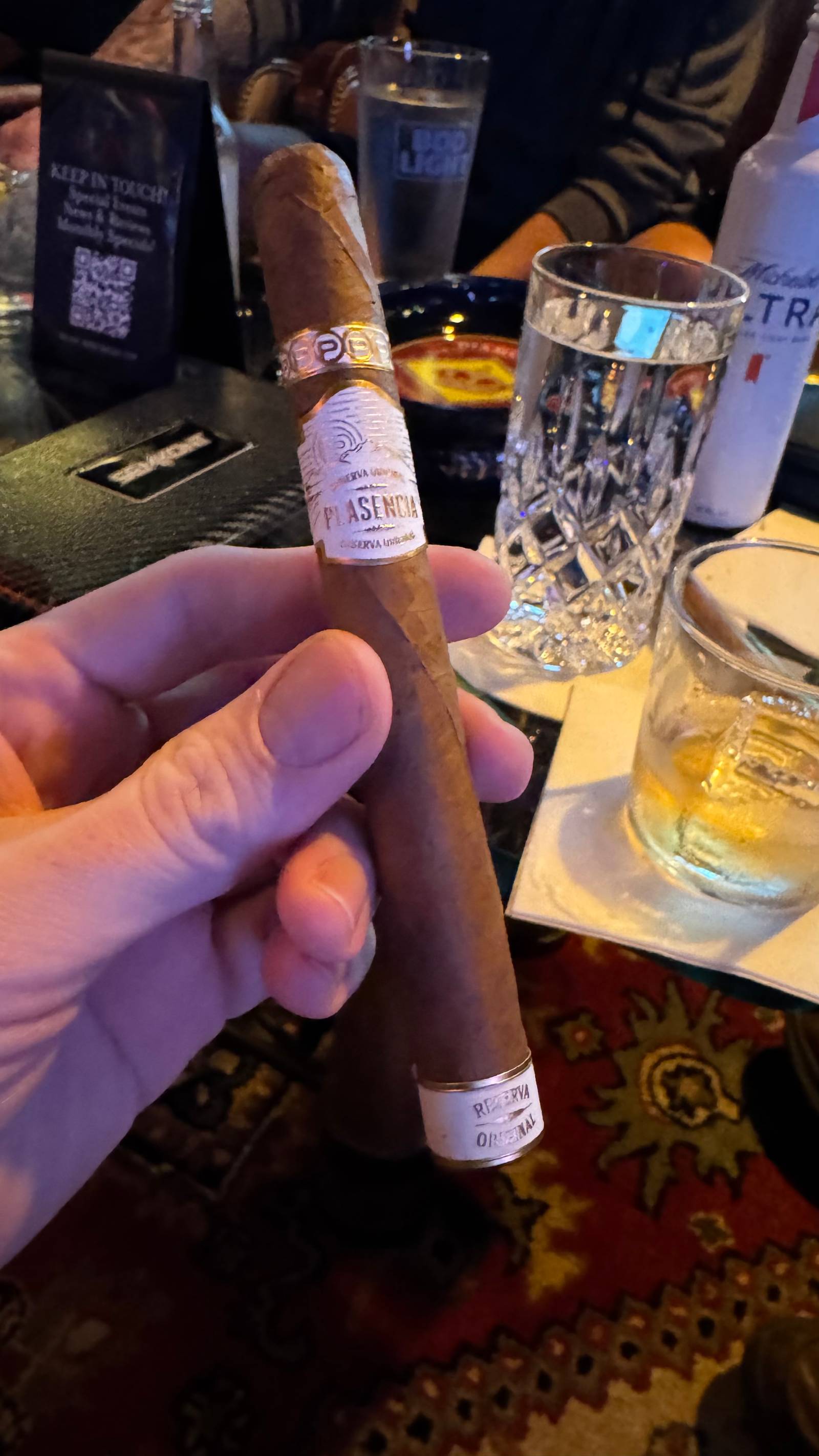 Photo 1 of 1 for Plasencia Reserva Original Corona 6.25" * 44, reviewed on Sep 27, 2024 and given a rating of 6.1.