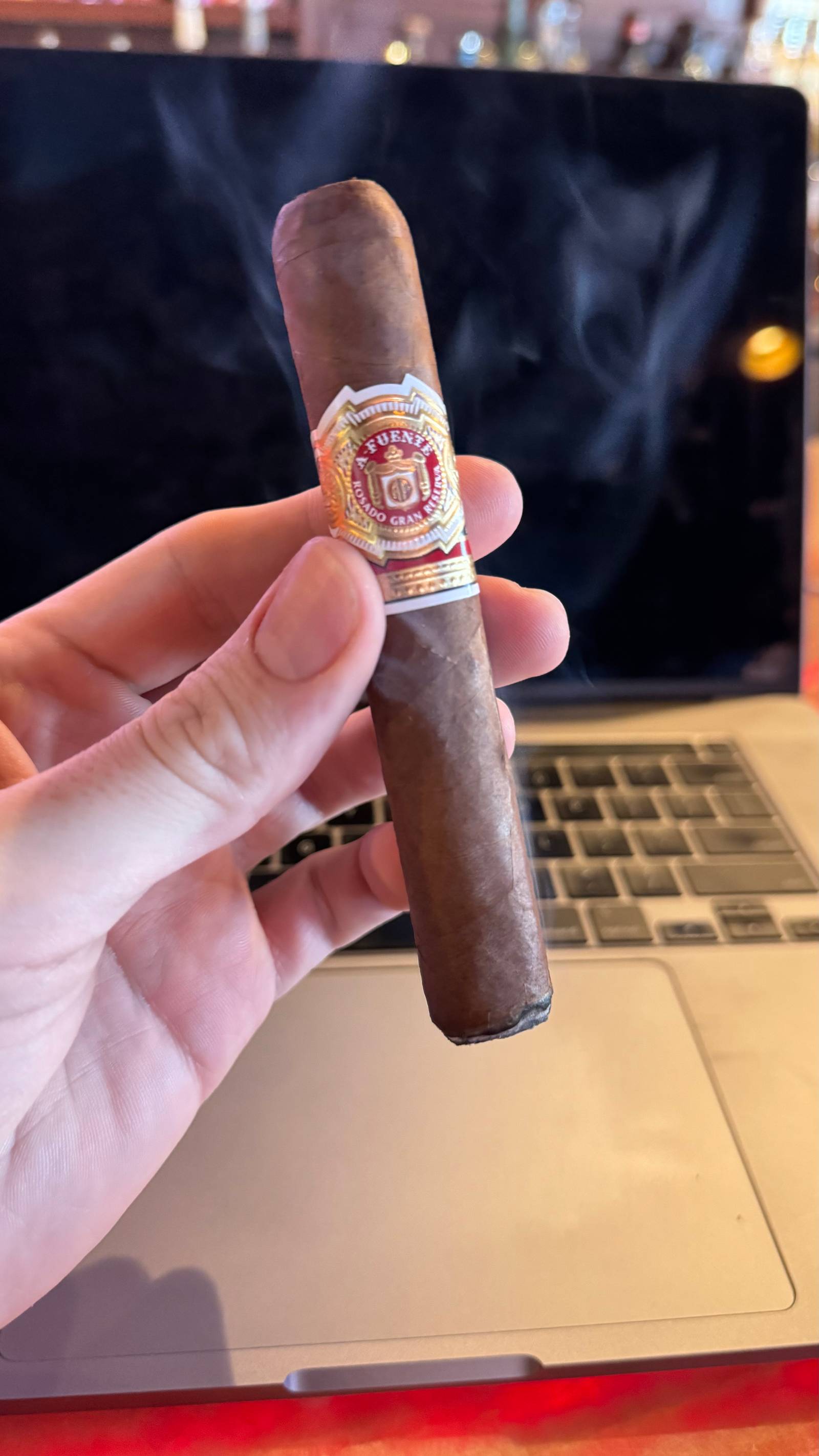 Photo 1 of 1 for Arturo Fuente Magnum R 52 Natural 5" * 50, reviewed on Jan 29, 2025 and given a rating of 6.1.