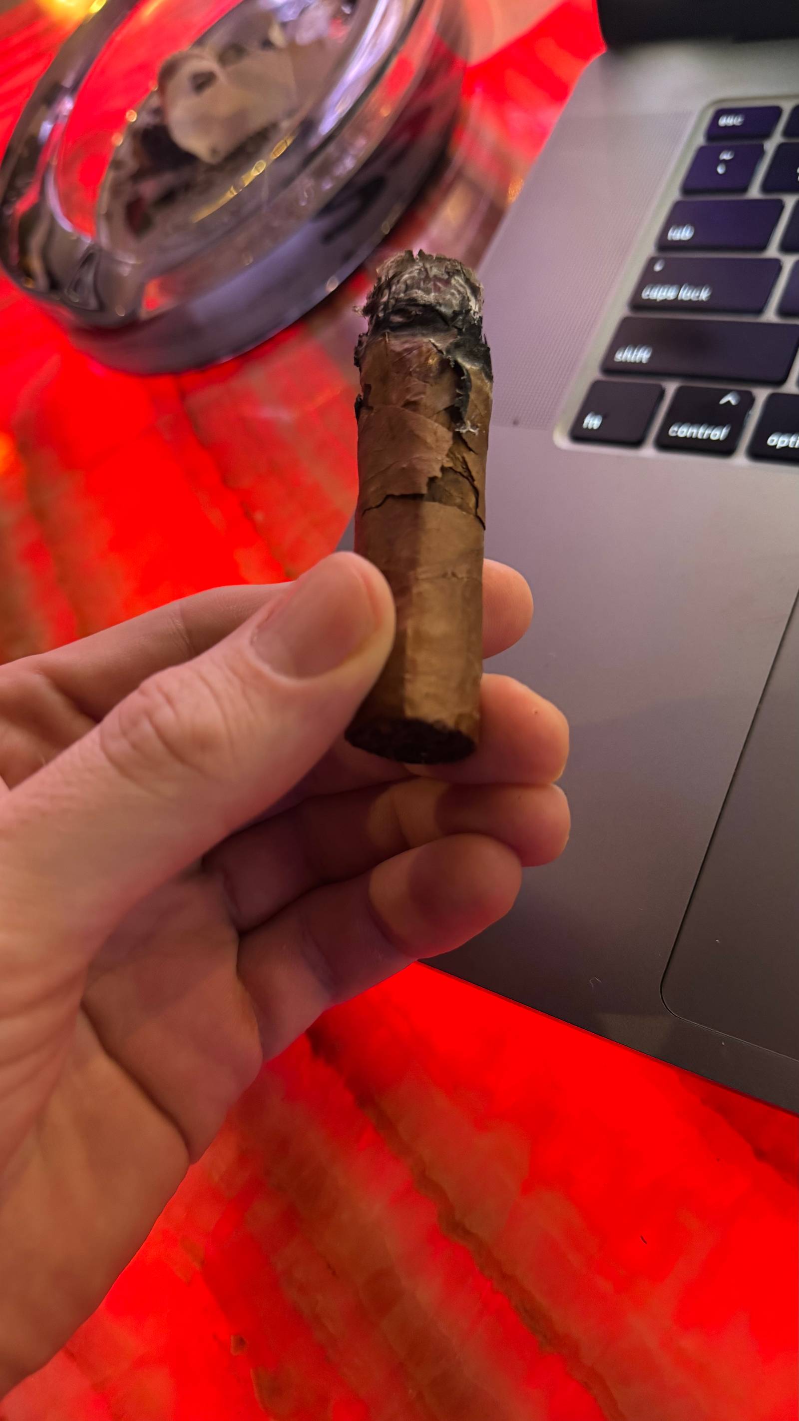 Photo 5 of 6 for Dalay PCA Exclusive Istanbul Robusto 5" * 50, reviewed on Dec 11, 2024 and given a rating of 6.2.