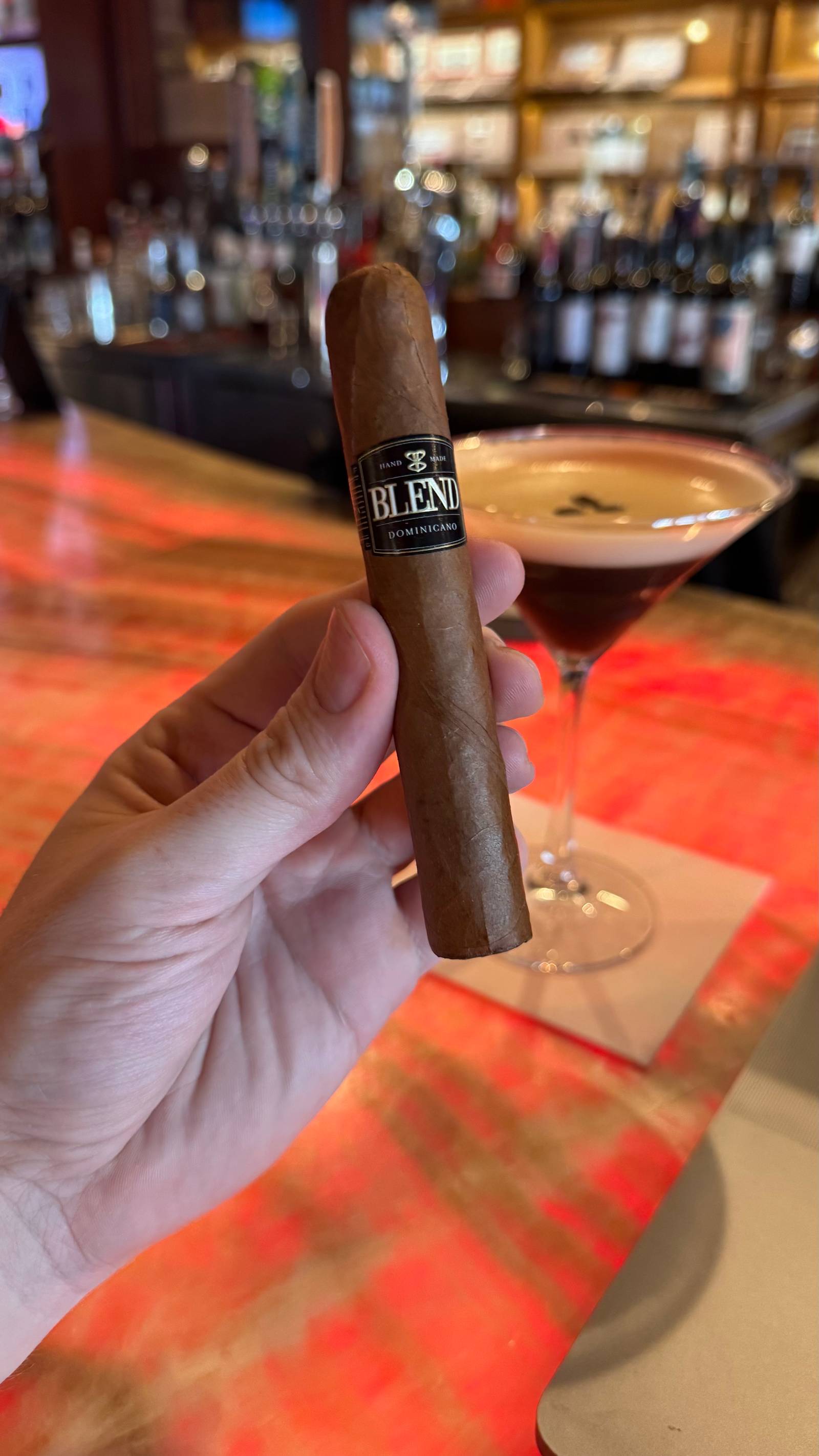 Photo 1 of 1 for Blend Dominicano 2023 Edition La Familia Robusto 5" * 50, reviewed on Aug 5, 2025 and given a rating of 6.7.
