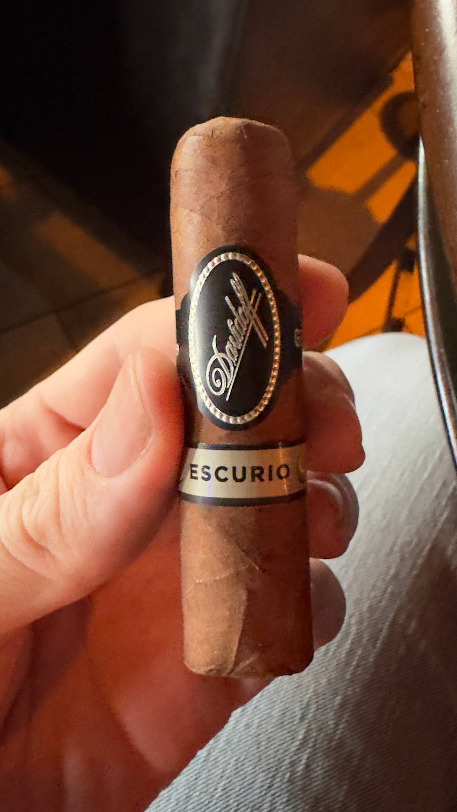 Photo 1 of 1 for Davidoff Escurio Petit Robusto 3.25" * 50, reviewed on Sep 13, 2024 and given a rating of 6.9.