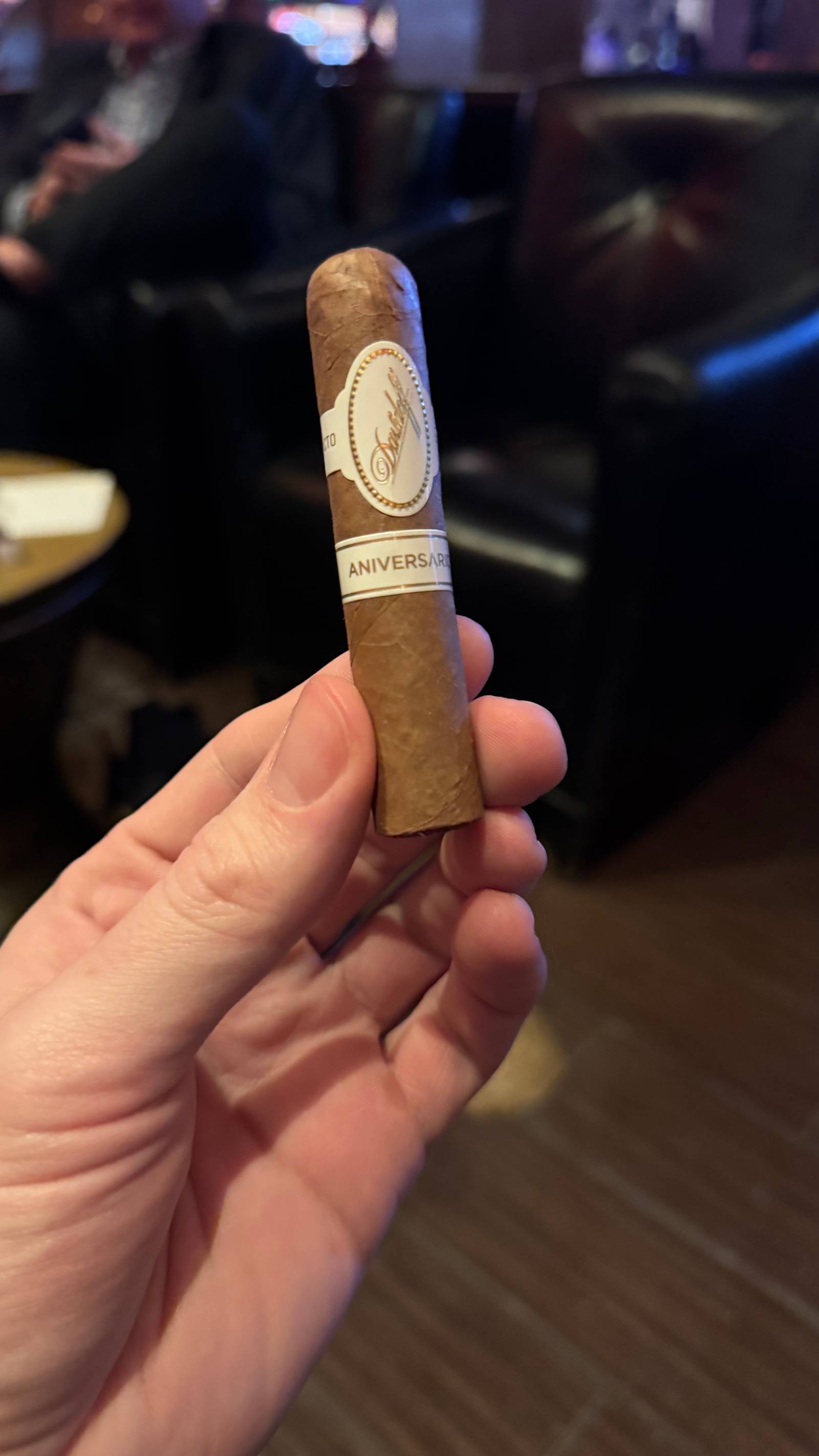 Photo 1 of 2 for Davidoff Aniversario Entreacto 3.5" * 43, reviewed on Mar 21, 2025 and given a rating of 6.9.