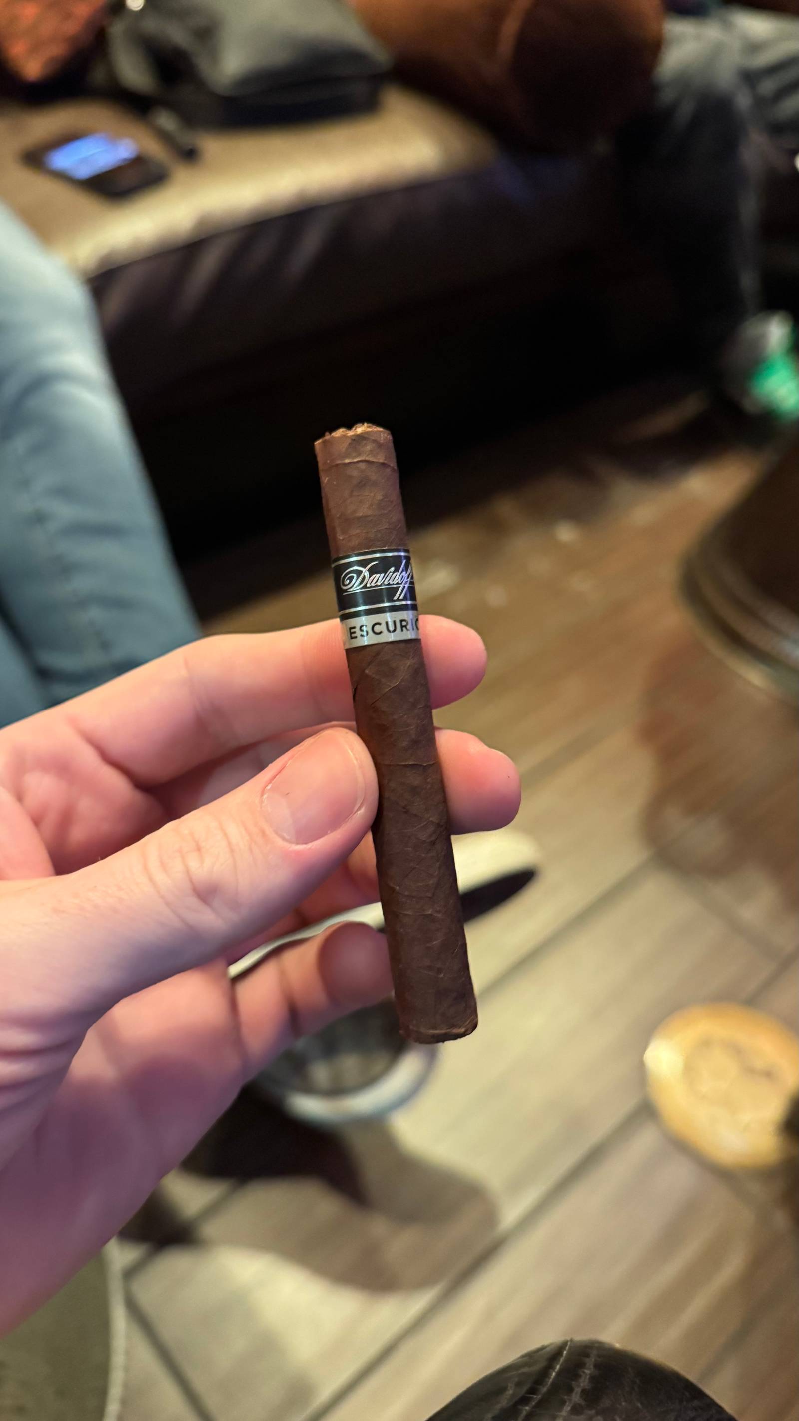 Photo 1 of 1 for Davidoff Primeros Escurio Short Panatela 4.125" * 34, reviewed on Nov 1, 2024 and given a rating of 7.1.