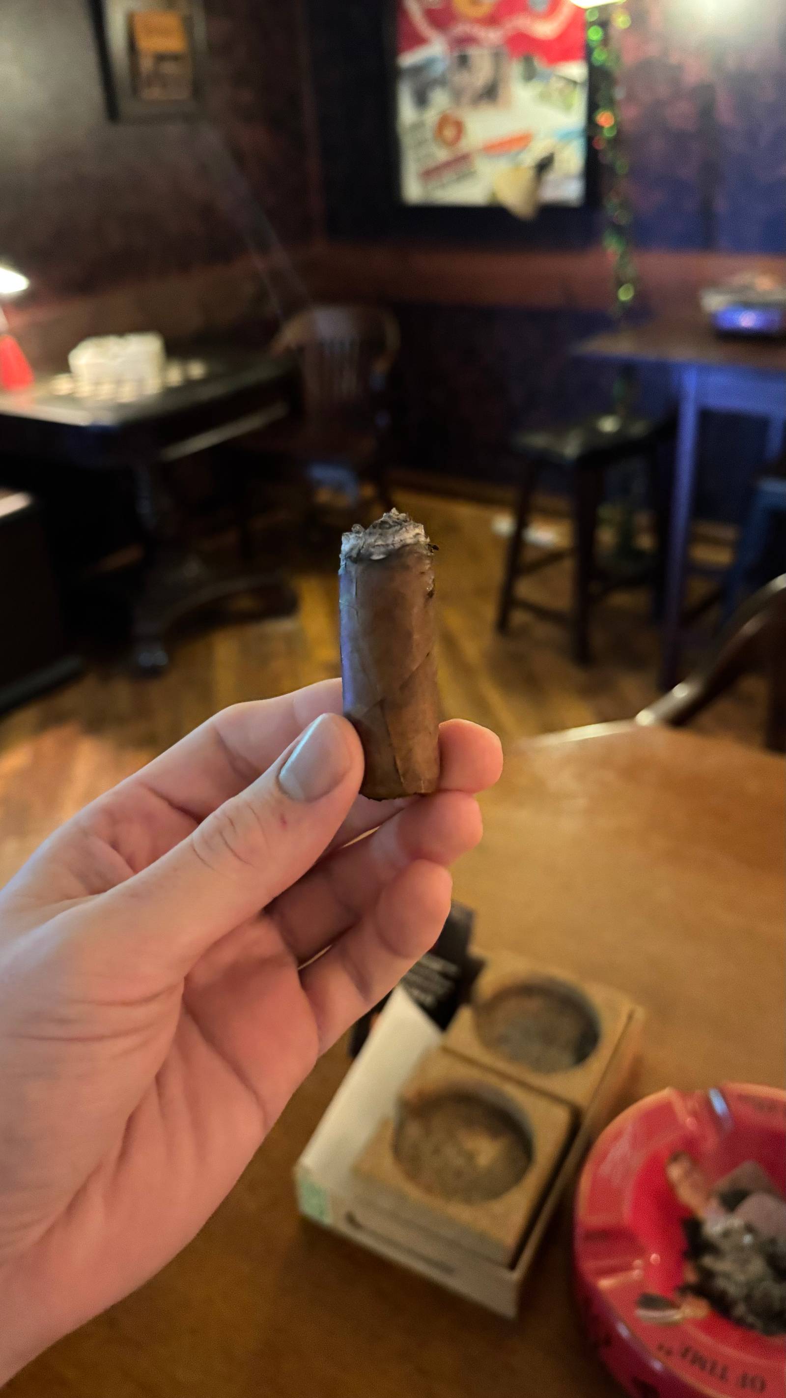 Photo 2 of 2 for Camacho Nicaragua Robusto 5" * 52, reviewed on Dec 15, 2024 and given a rating of 7.1.