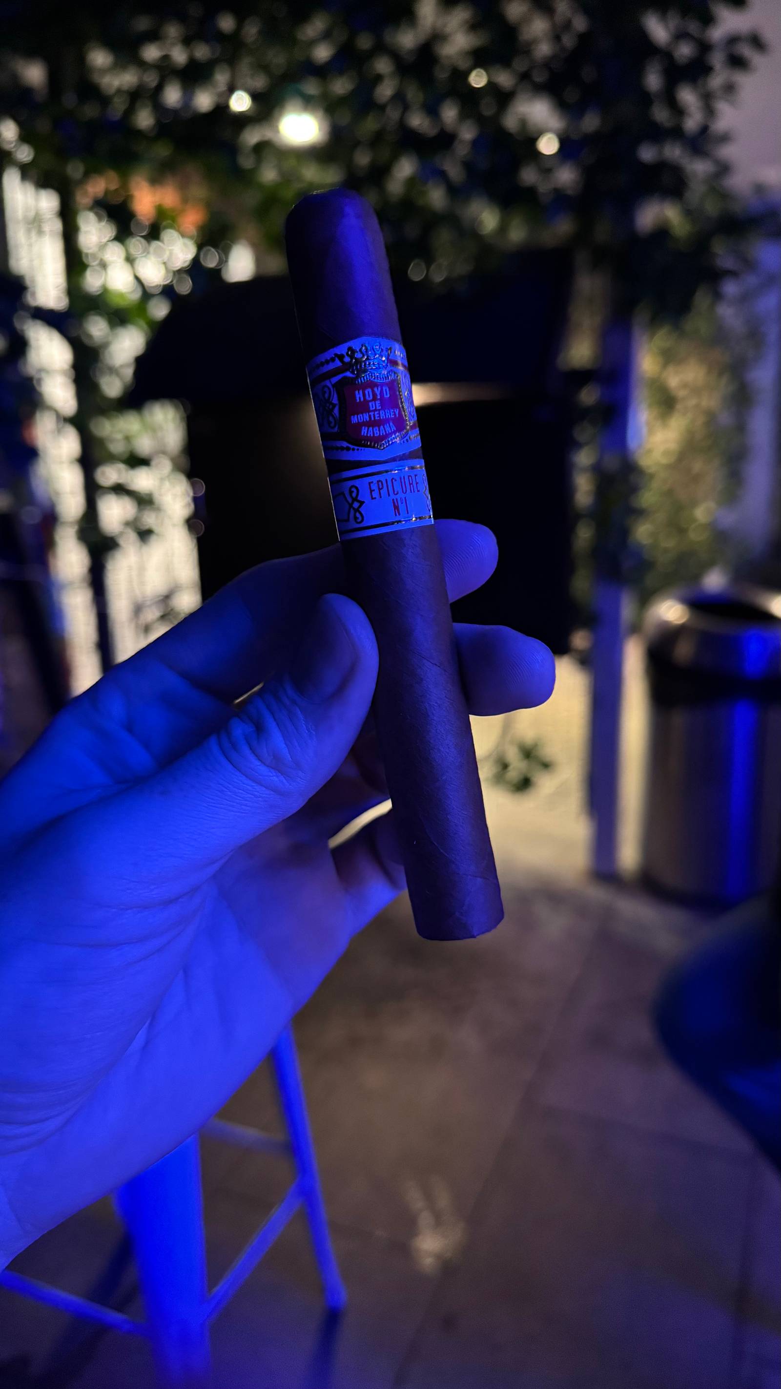 Photo 1 of 1 for Hoyo de Monterrey Epicure No. 1 5.625" * 46, reviewed on Jun 9, 2025 and given a rating of 7.1.