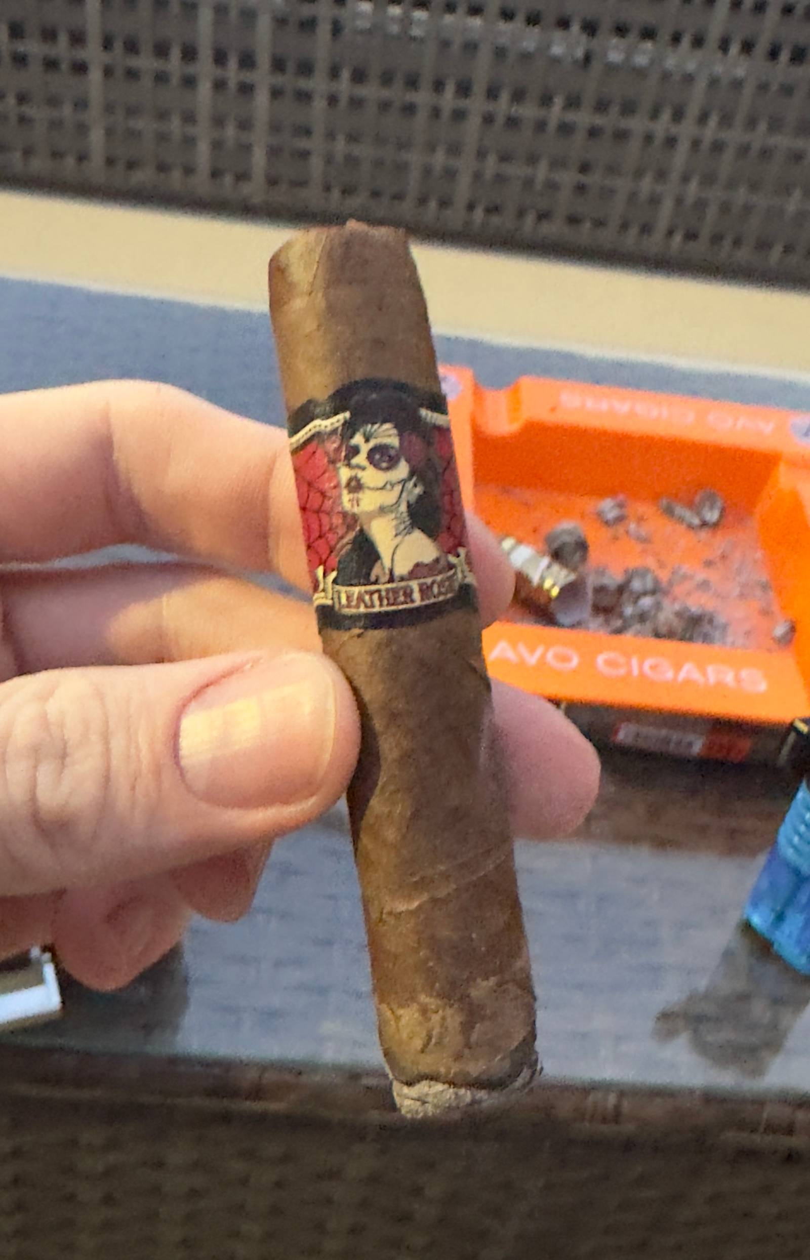 Photo 1 of 1 for Drew Estate Deadwood Leather Rose Petit Corona 4" * 43, reviewed on Sep 11, 2024 and given a rating of 7.2.
