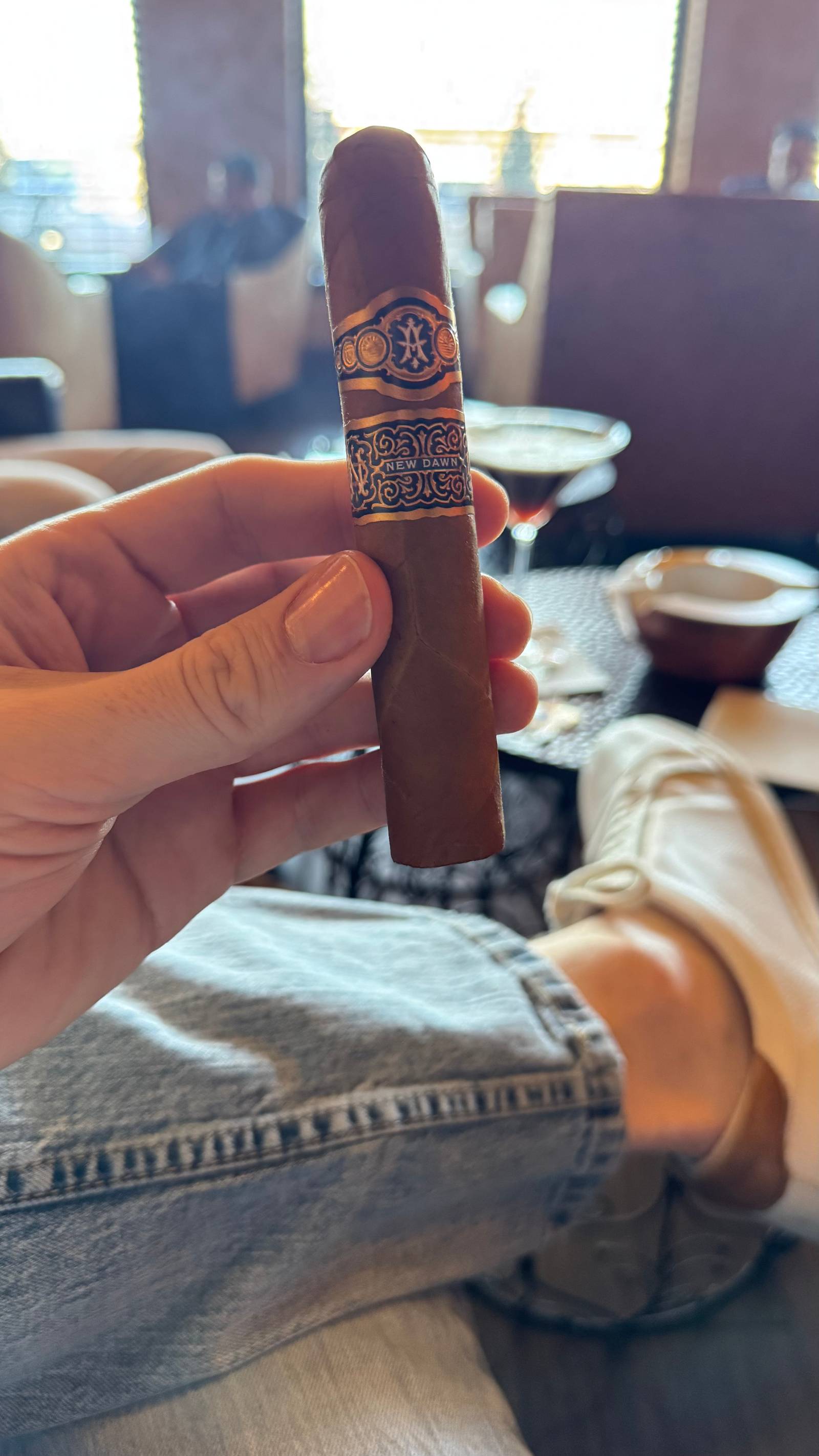 Photo 2 of 4 for Avowed New Dawn Robusto Grande 5" * 54, reviewed on Feb 28, 2025 and given a rating of 7.3.