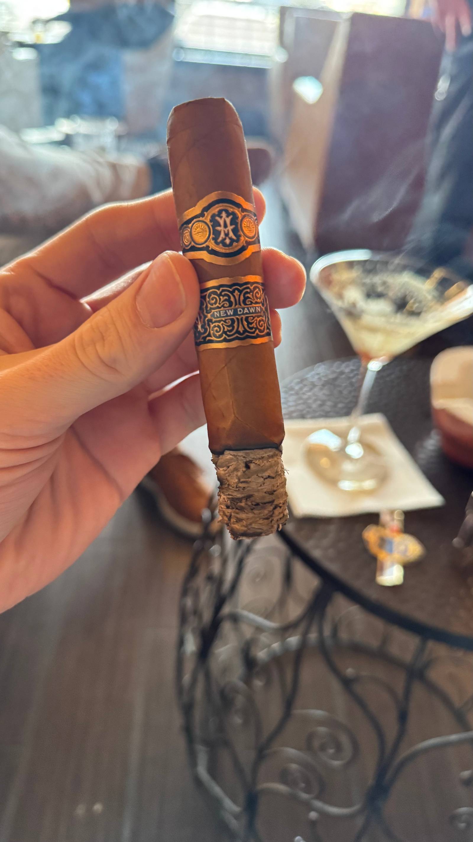Photo 3 of 4 for Avowed New Dawn Robusto Grande 5" * 54, reviewed on Feb 28, 2025 and given a rating of 7.3.