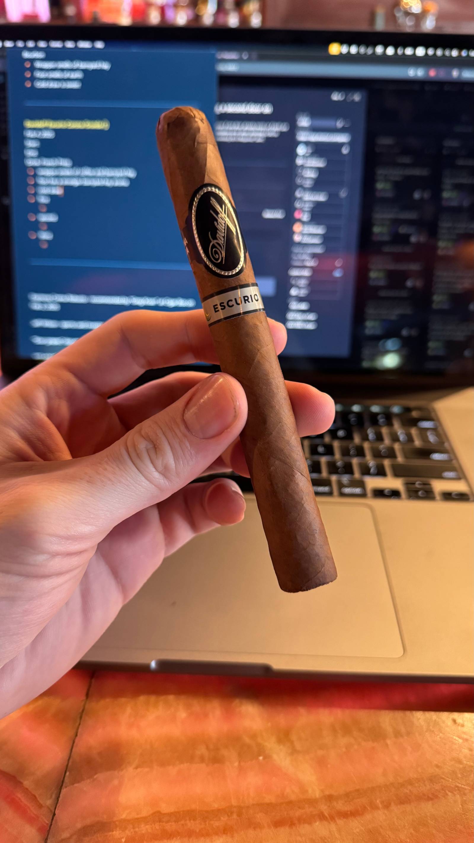 Photo 1 of 2 for Davidoff Escurio Corona Gorda 6" * 46, reviewed on Feb 4, 2025 and given a rating of 7.4.