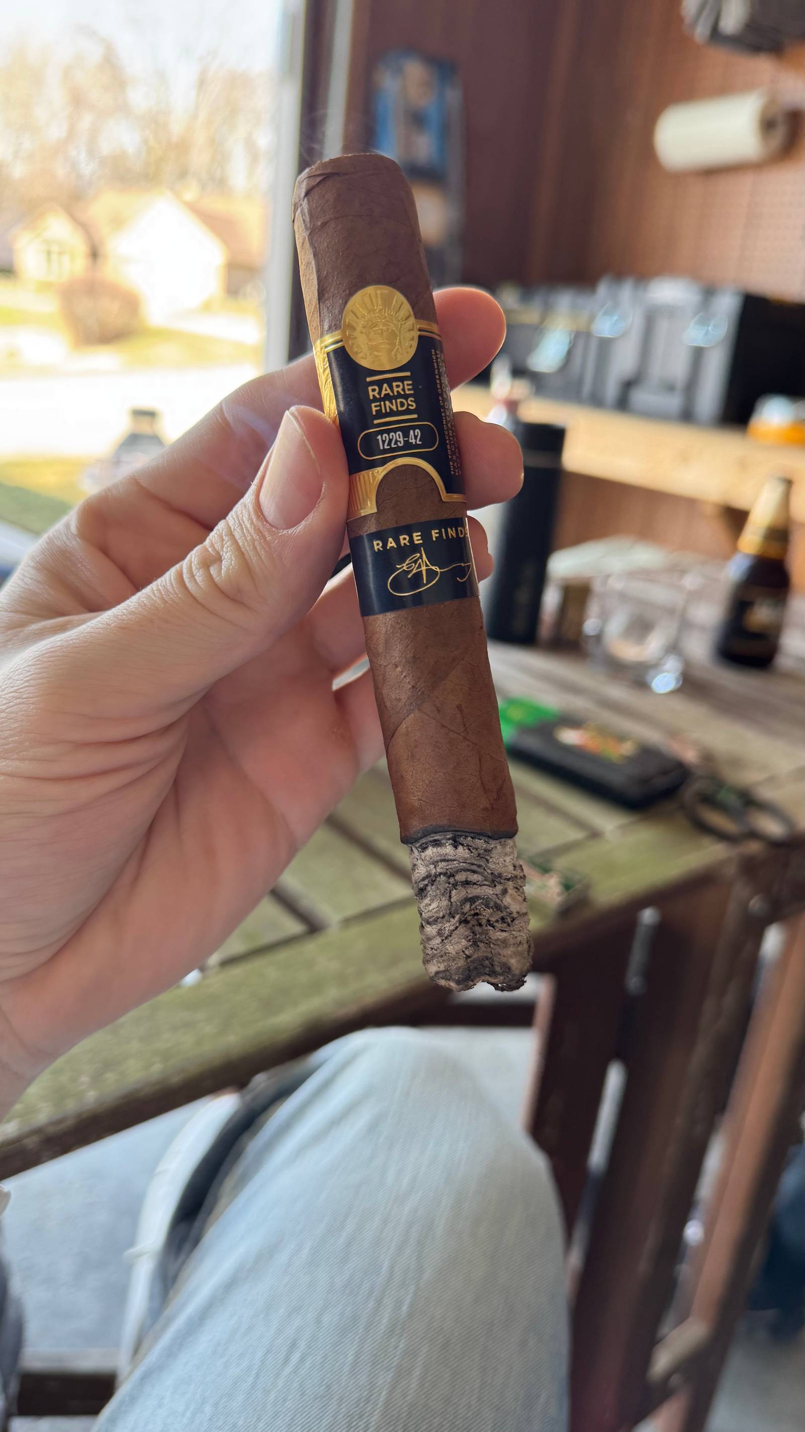 Photo 3 of 4 for Tobacconist of Greenwich Rare Finds 1229-42 Toro 6" * 55, reviewed on Mar 13, 2025 and given a rating of 7.4.