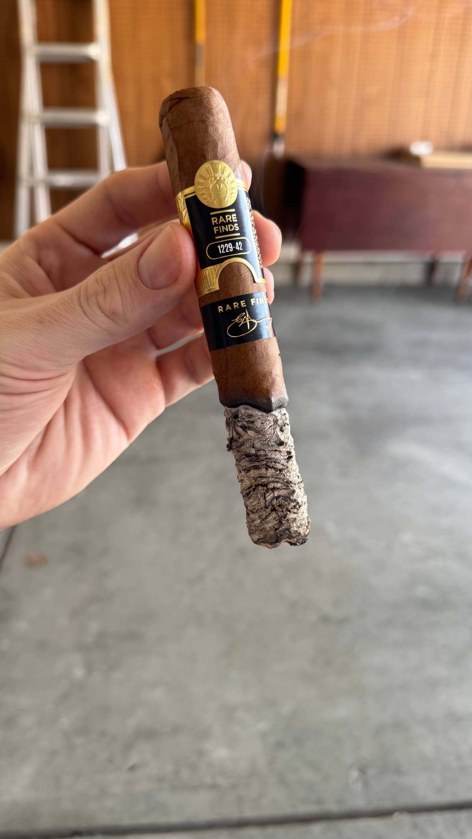 Photo 4 of 4 for Tobacconist of Greenwich Rare Finds 1229-42 Toro 6" * 55, reviewed on Mar 13, 2025 and given a rating of 7.4.