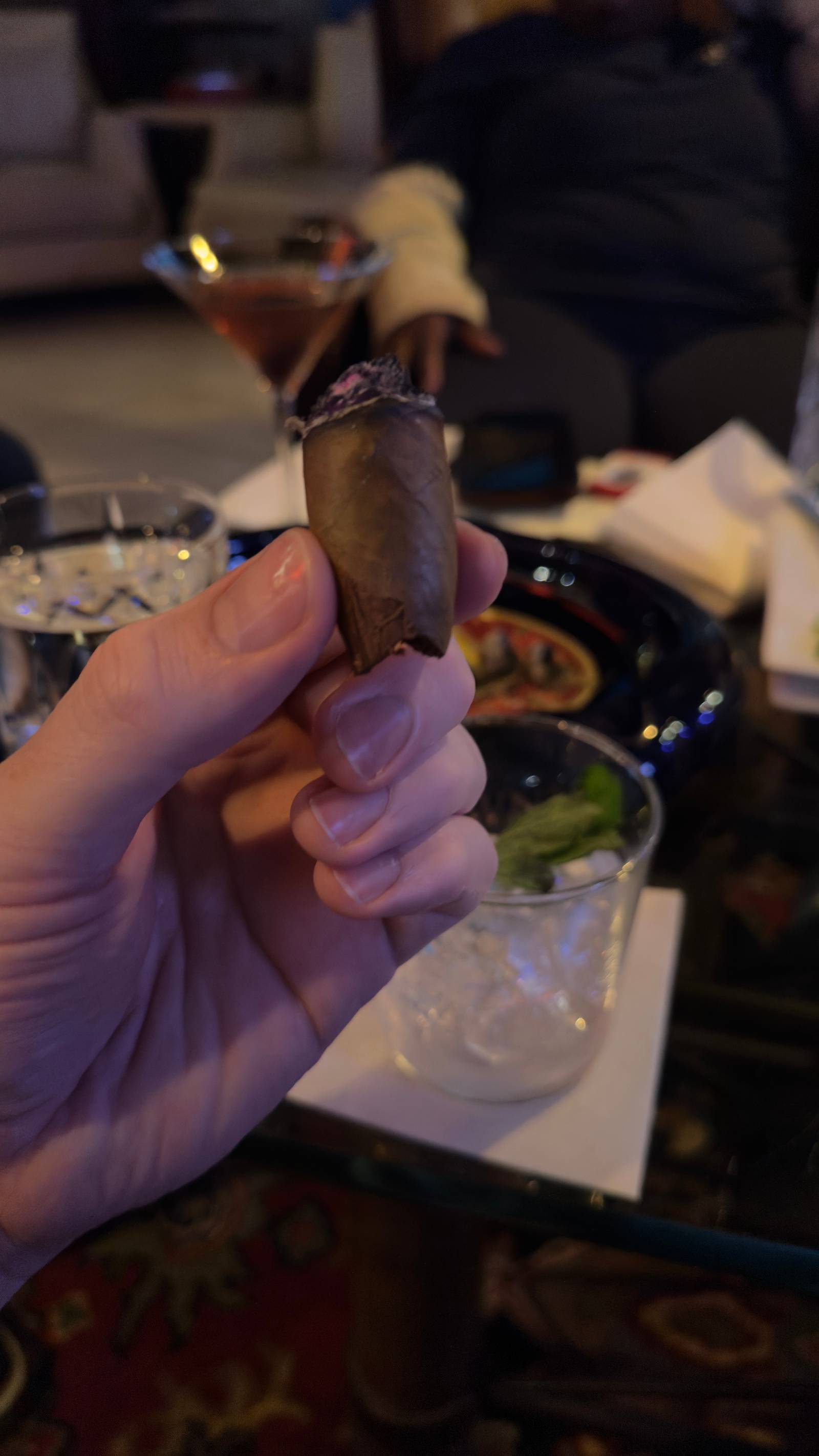 Photo 3 of 3 for Hoyo de Monterrey Epicure No. 3 4.91" * 54, reviewed on May 23, 2025 and given a rating of 7.4.