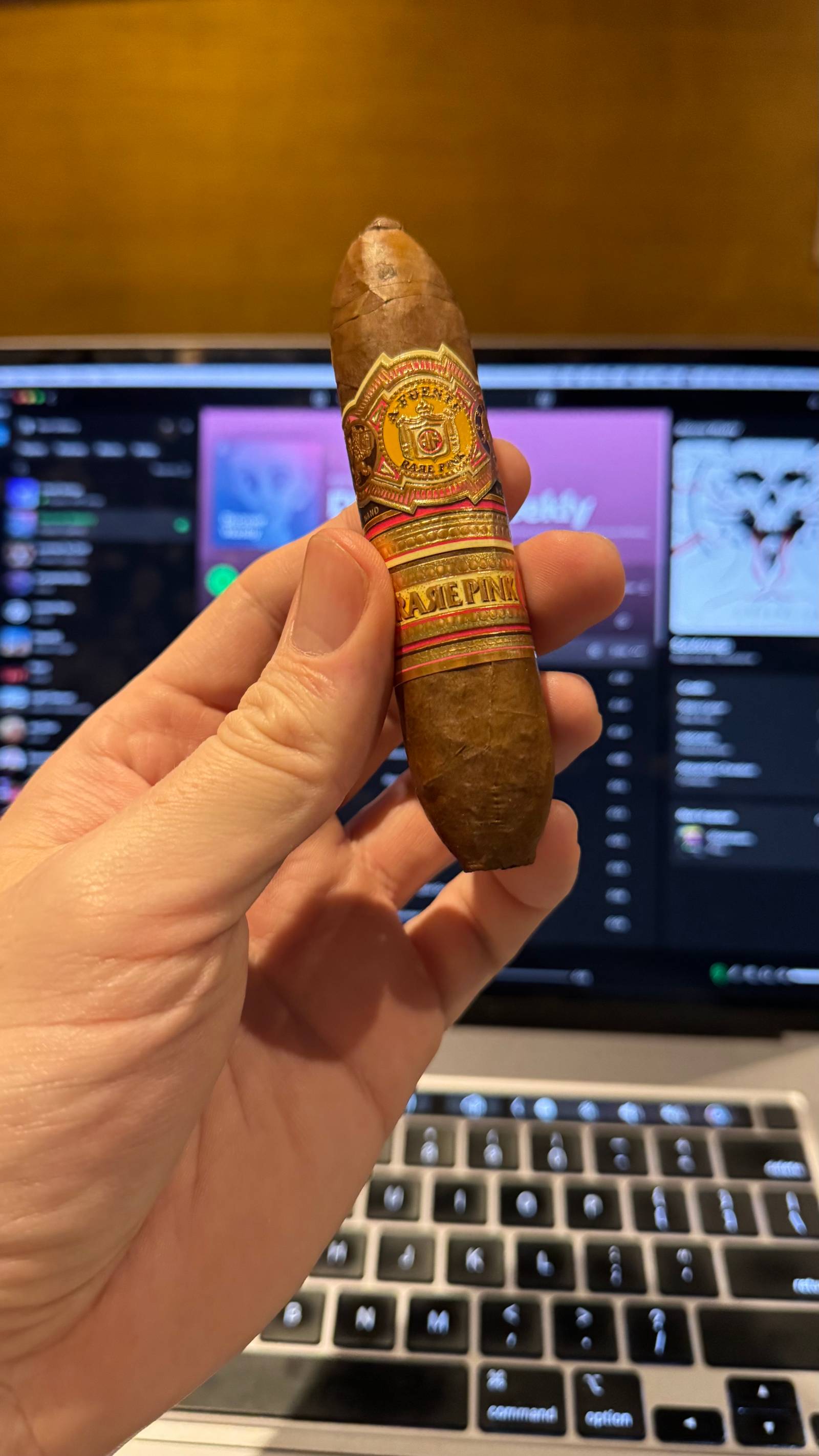 Photo 1 of 2 for Arturo Fuente Rare Pink Vintage 1960s Series Queen of Hearts 4.125" * 60, reviewed on Dec 18, 2024 and given a rating of 7.5.