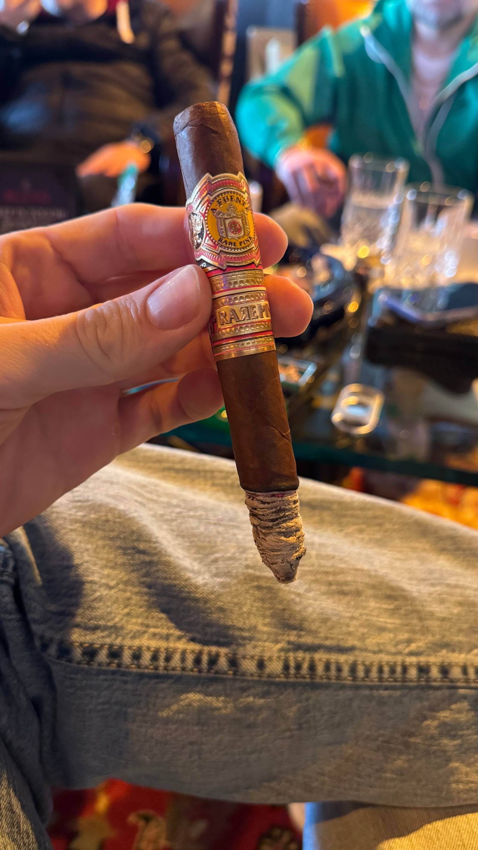 Photo 2 of 4 for Arturo Fuente Rare Pink Vintage 1960s Series Signature 6" * 46, reviewed on Feb 13, 2025 and given a rating of 7.6.