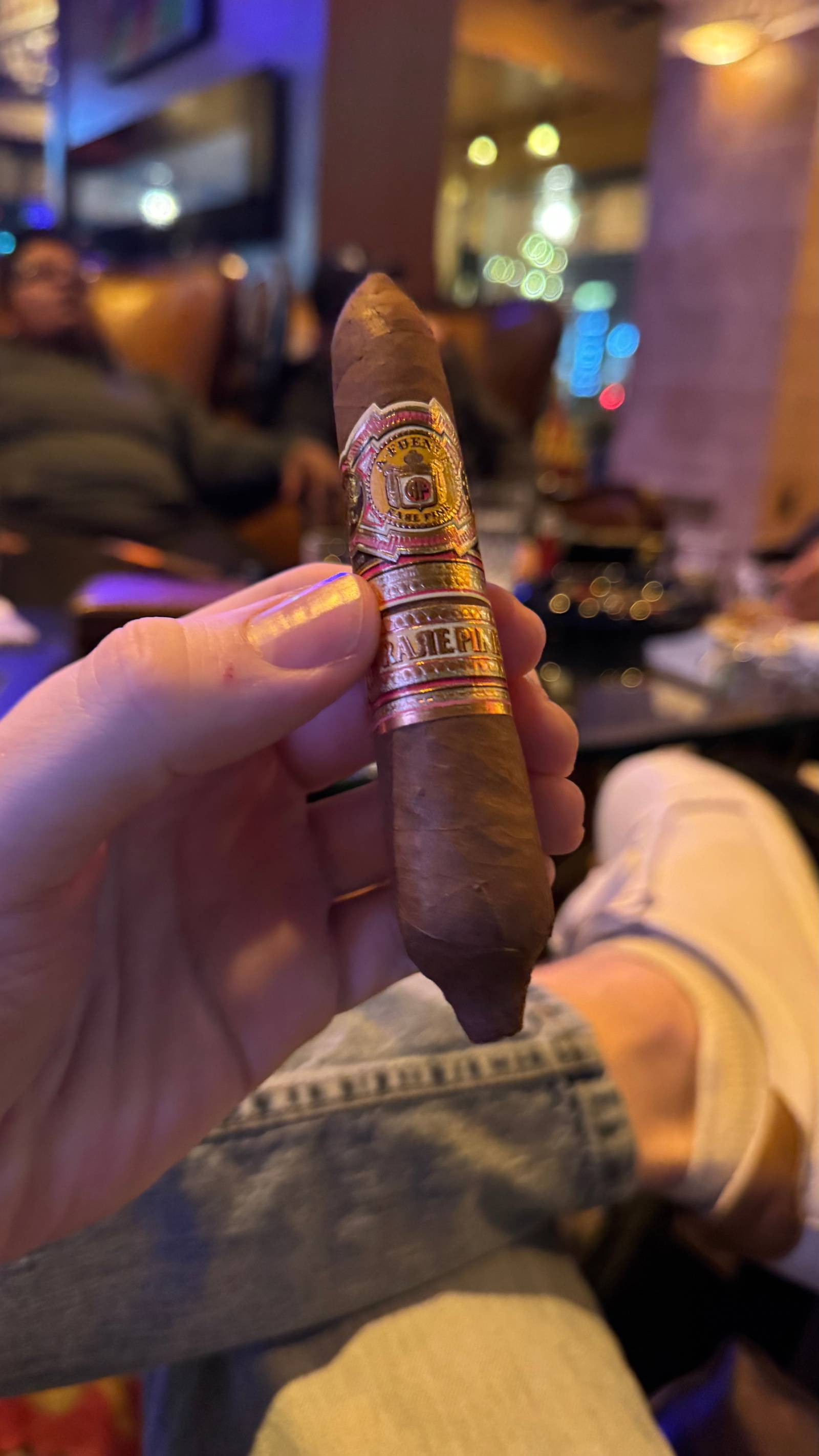 Photo 1 of 5 for Arturo Fuente Rare Pink Vintage 1960s Series Work of Art 4" * 49, reviewed on Dec 15, 2024 and given a rating of 7.7.