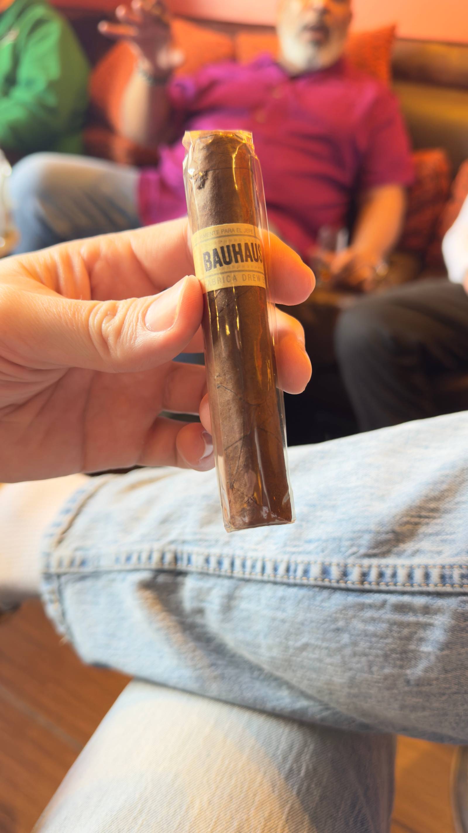 Photo 2 of 3 for Drew Estate Liga Privada Unco Serie Bauhaus Short Robusto 4.5" * 50, reviewed on Mar 28, 2025 and given a rating of 7.7.