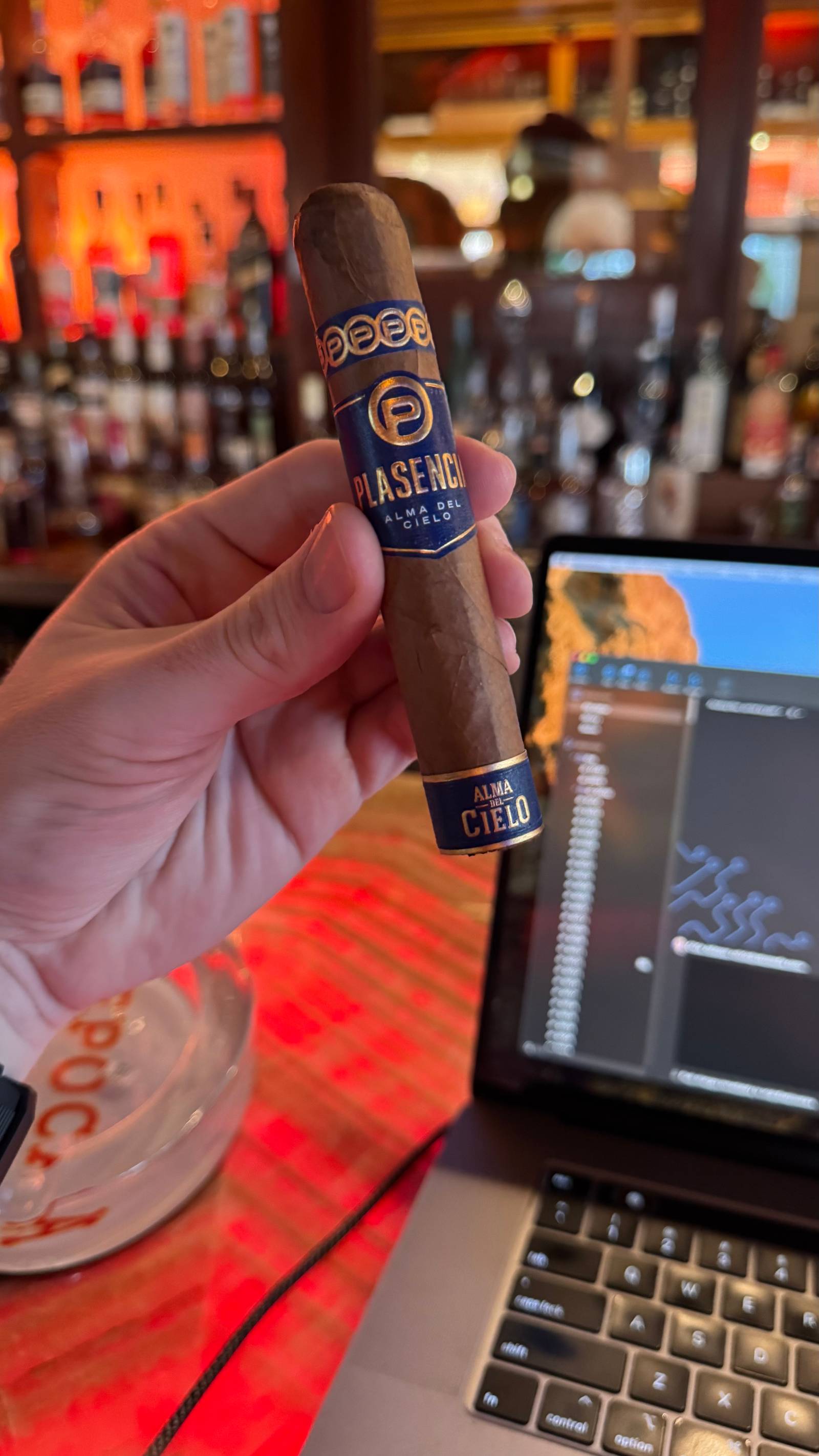 Photo 1 of 4 for Plasencia Alma del Cielo Celeste 4.875" * 52, reviewed on May 20, 2025 and given a rating of 7.7.