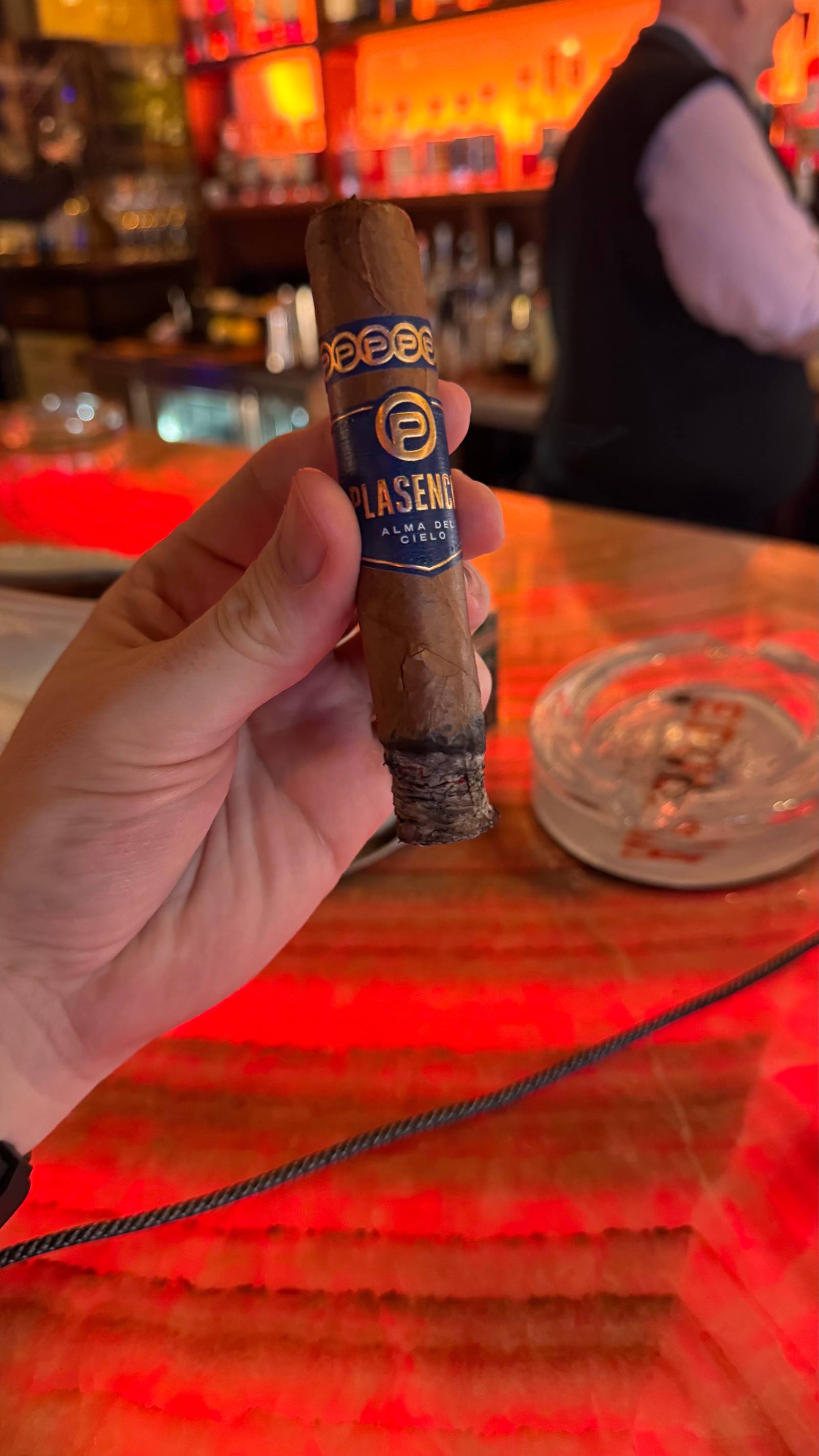 Photo 3 of 4 for Plasencia Alma del Cielo Celeste 4.875" * 52, reviewed on May 20, 2025 and given a rating of 7.7.