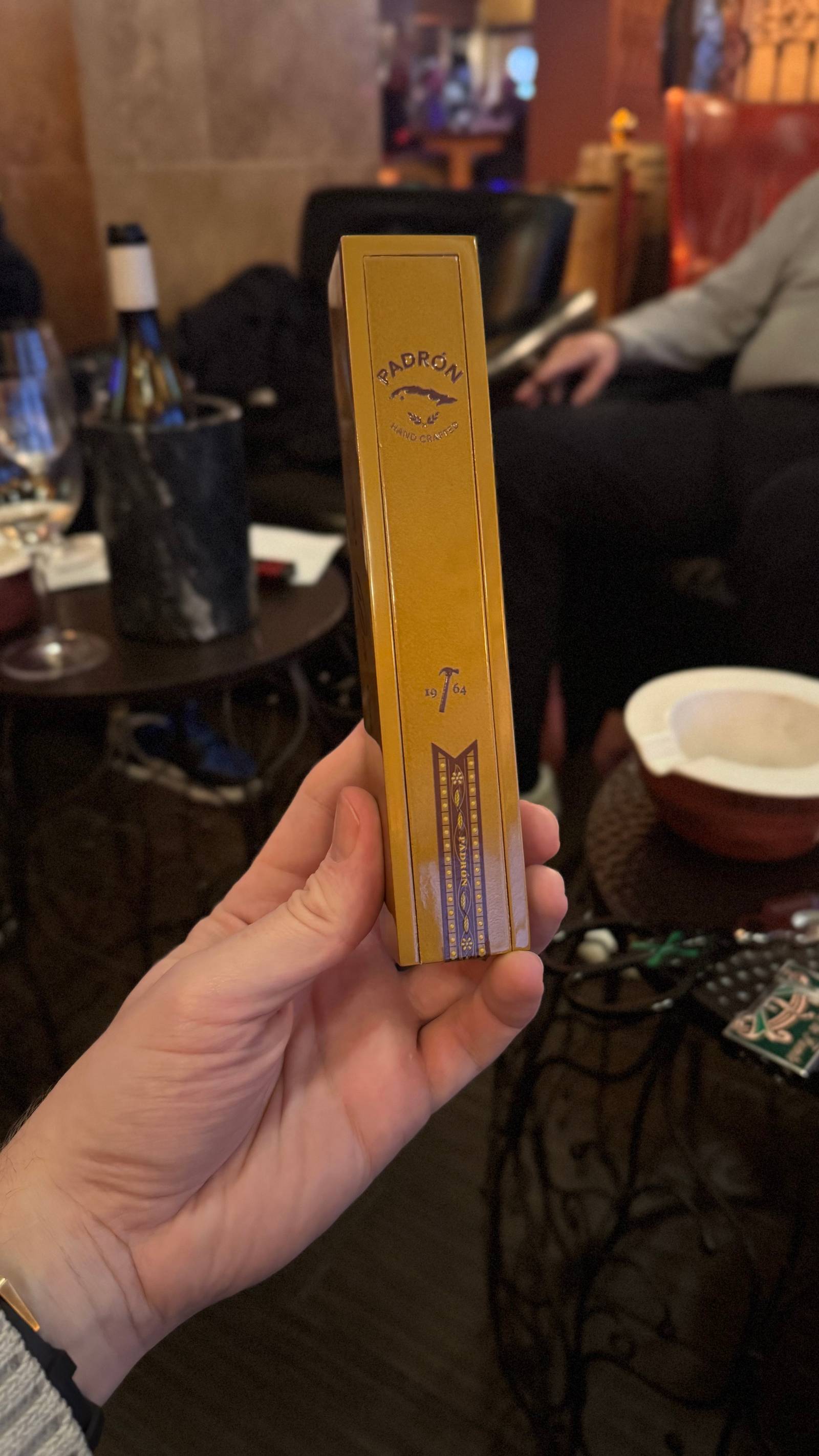 Photo 2 of 5 for Padrón 60th Anniversary Perfecto Maduro 6" * 56, reviewed on Feb 21, 2025 and given a rating of 7.8.