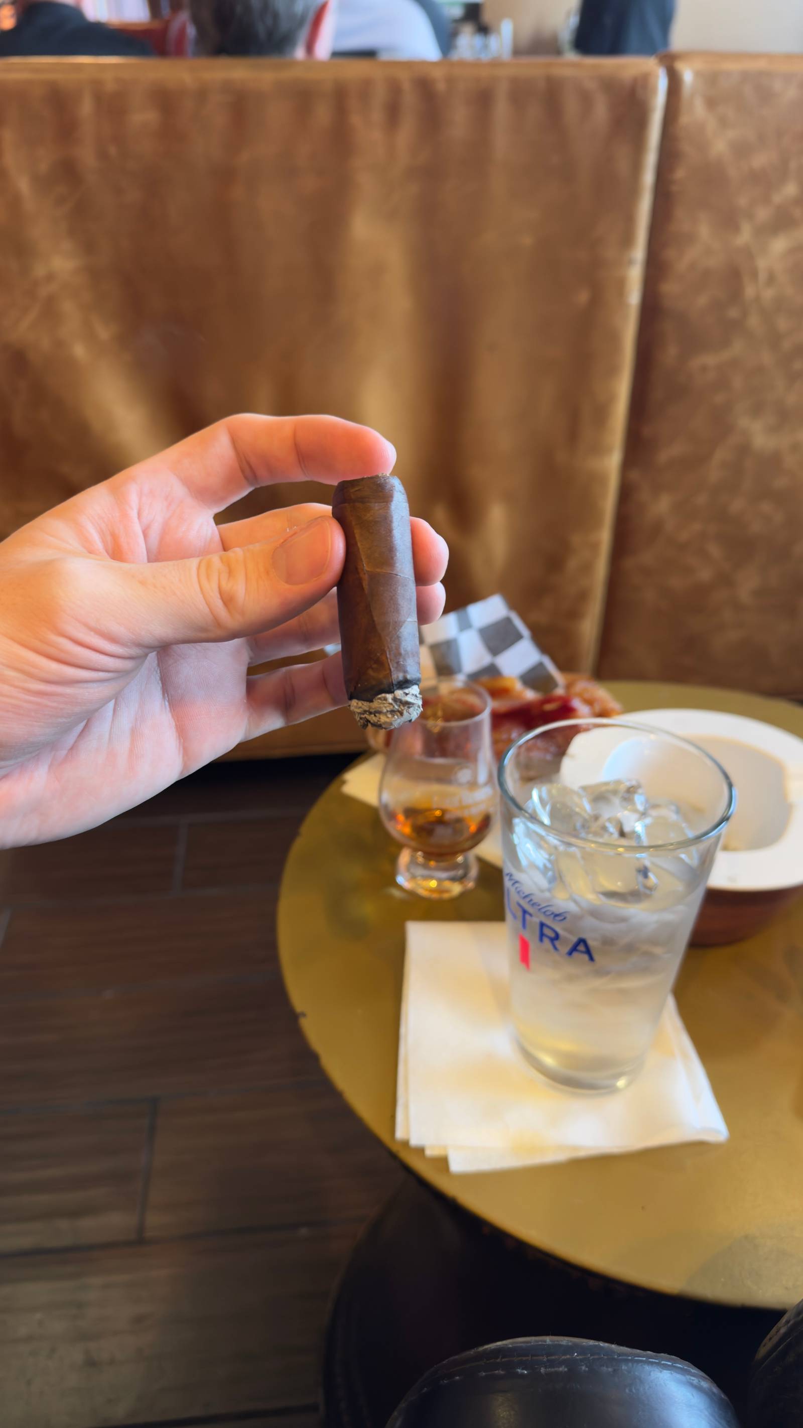Photo 5 of 5 for Davidoff Limited Edition Toro Maduro 6" * 54, reviewed on May 19, 2025 and given a rating of 7.9.