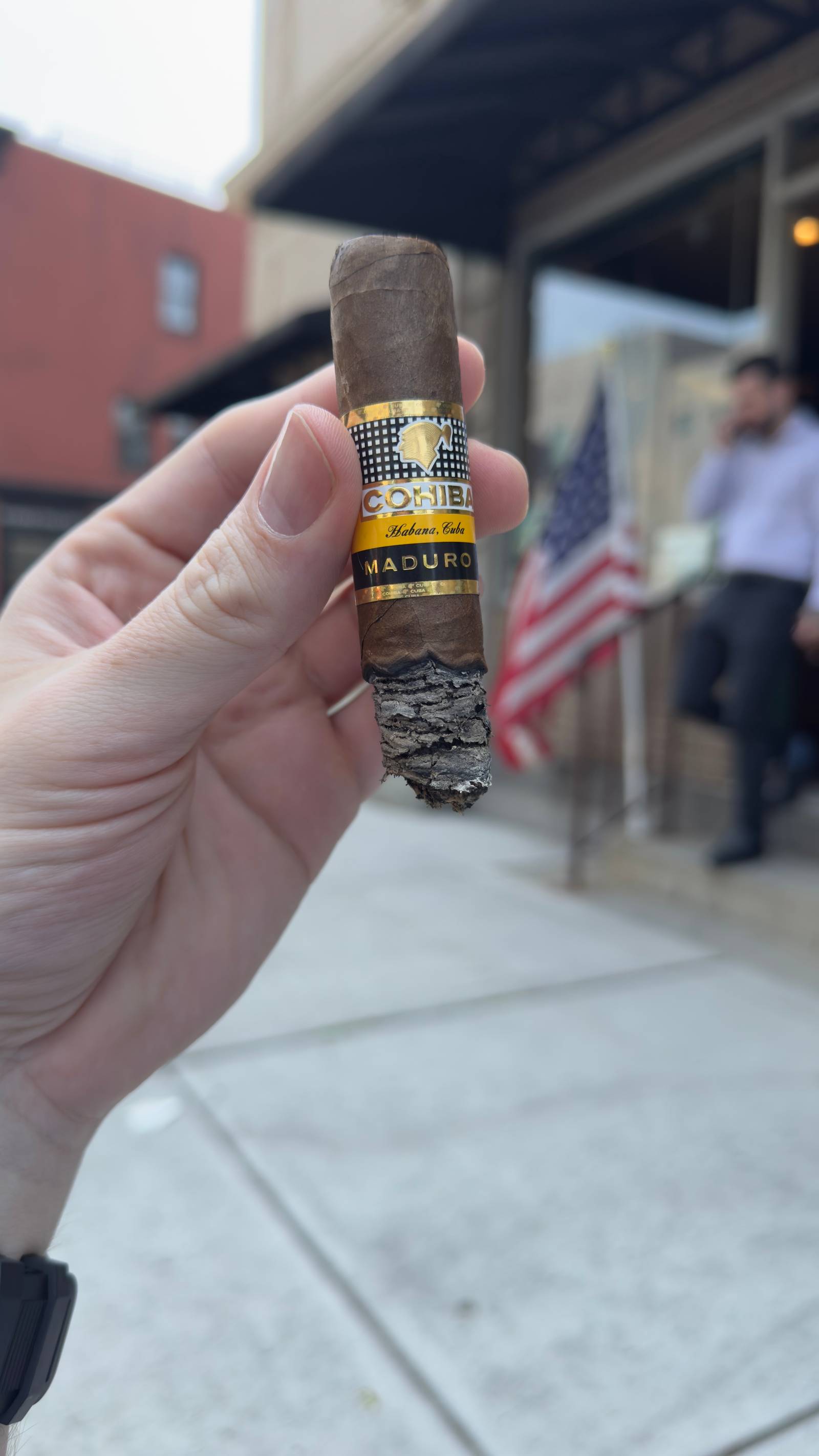 Photo 3 of 3 for Cohiba Magicos Maduro 5 4.5" * 52, reviewed on Jun 11, 2025 and given a rating of 7.9.