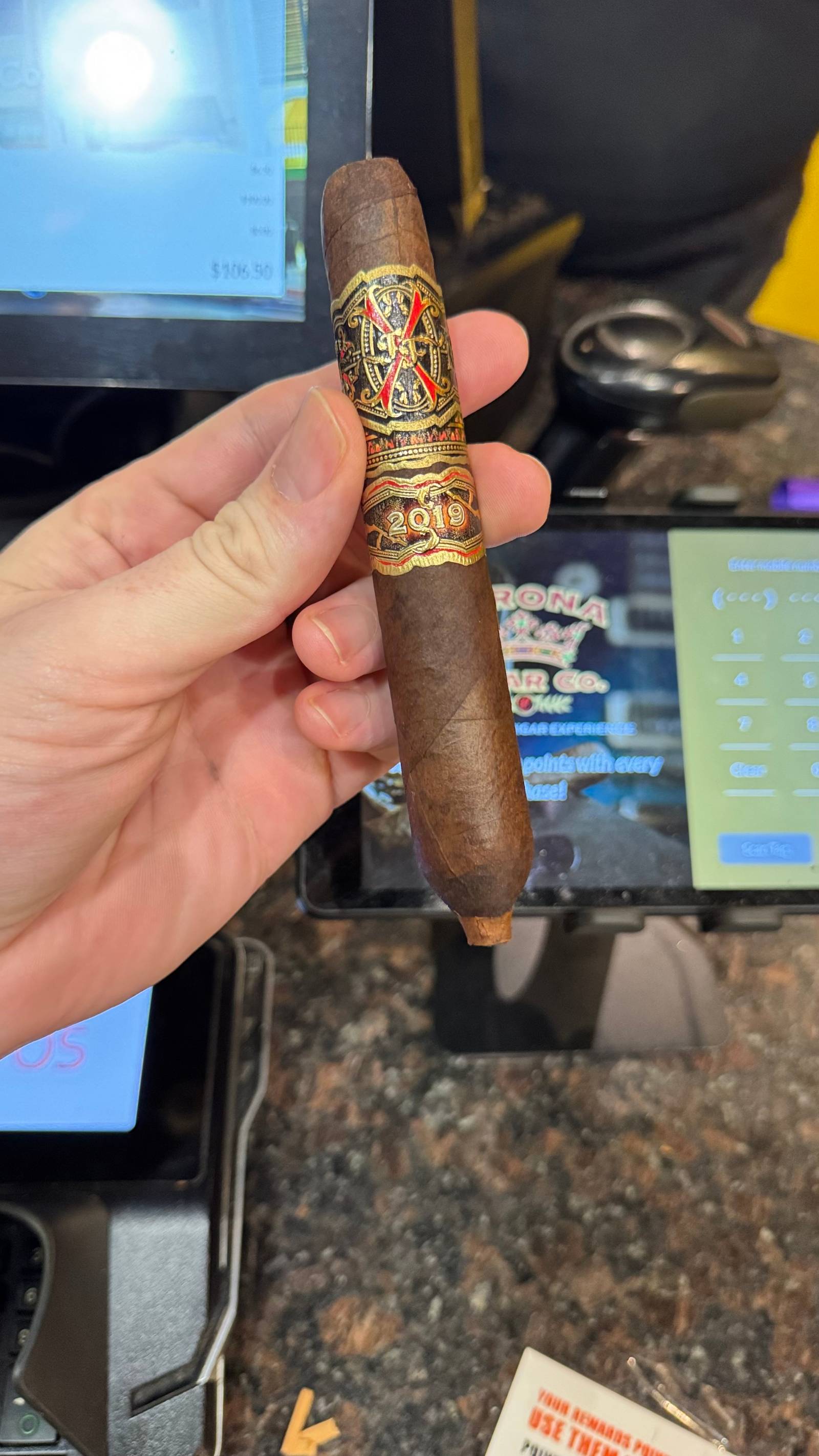 Photo 1 of 2 for Arturo Fuente Fuente Fuente OpusX Heaven and Earth Maduro BBMF 6.5" * 64, reviewed on Dec 23, 2024 and given a rating of 8.1.