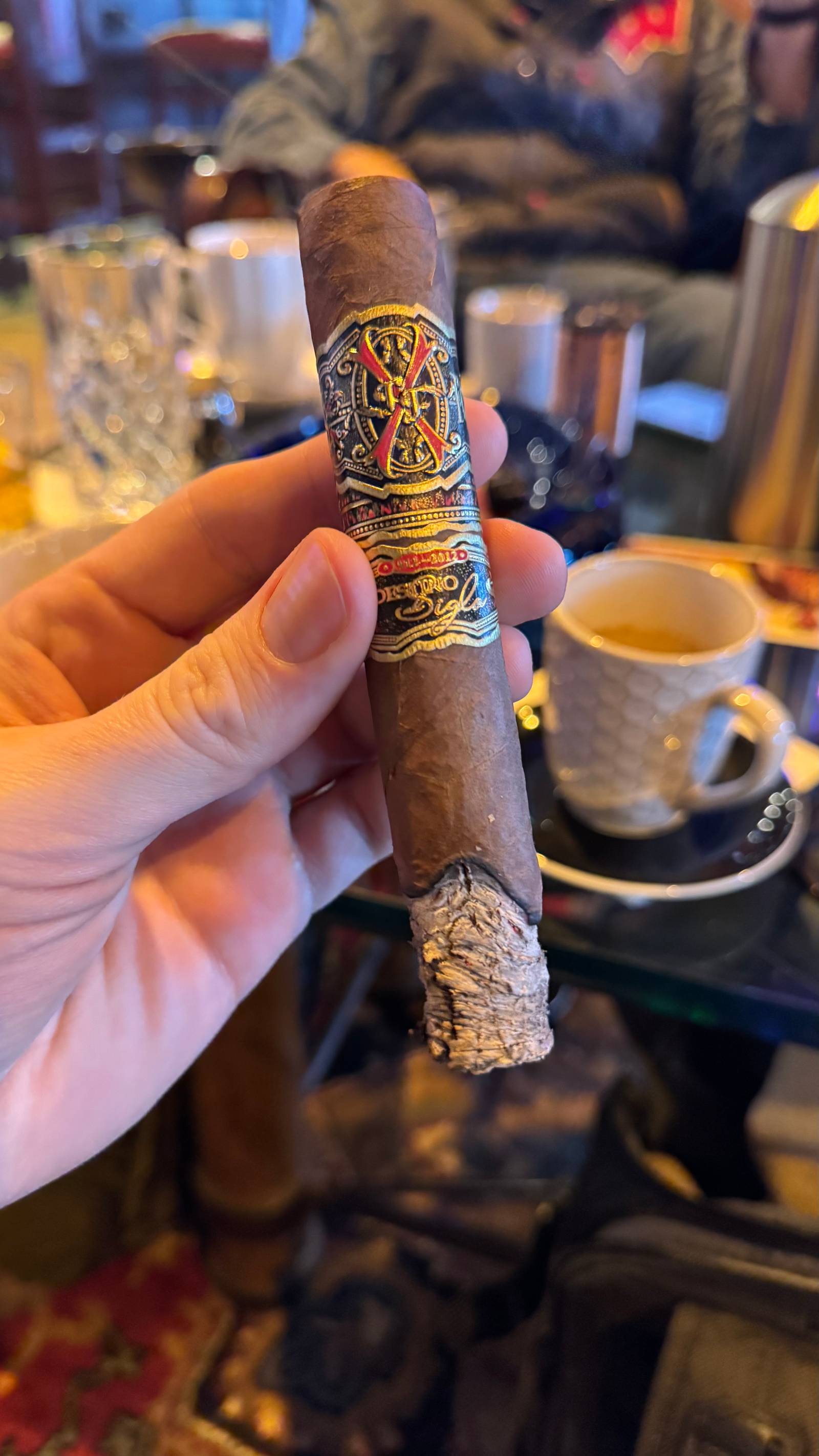 Photo 2 of 6 for Arturo Fuente Fuente Fuente OpusX Dubai Exclusivo Black #56 5.75" * 56, reviewed on Feb 7, 2025 and given a rating of 8.1.