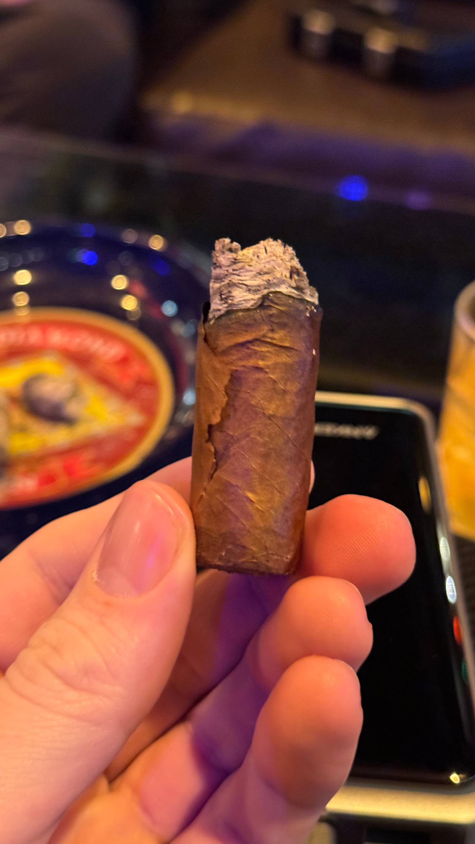 Photo 4 of 5 for Davidoff Blend Exclusive Edition 10 Year Anniversary Toro 6" * 50, reviewed on Dec 2, 2024 and given a rating of 8.2. Best word to describe this particular review is "Inviting".