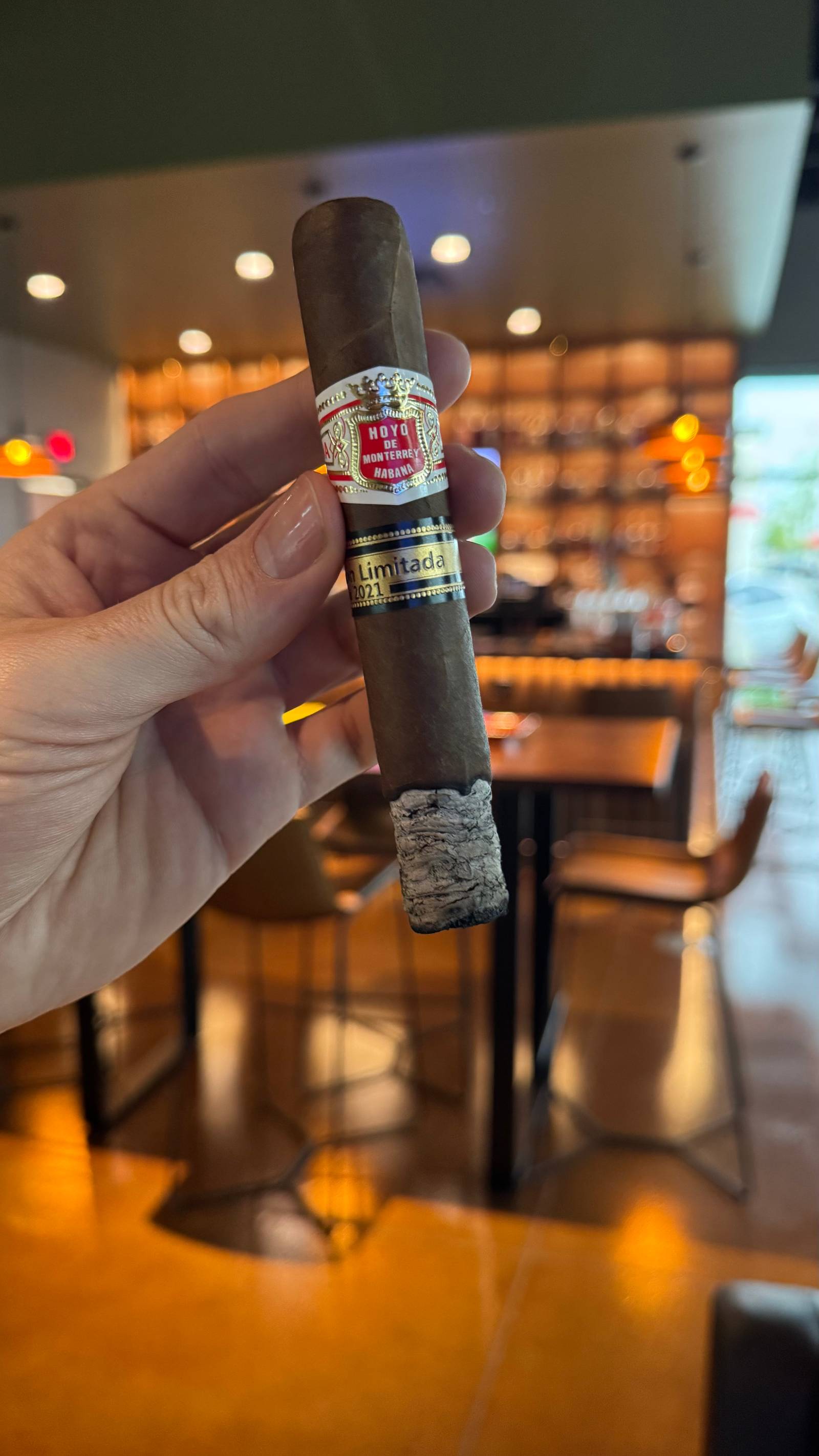 Photo 2 of 3 for Hoyo de Monterrey Edición Limitada Maravillas No. 4 5.75" * 55, reviewed on Jun 12, 2025 and given a rating of 8.2. Best word to describe this particular review is "Measured".