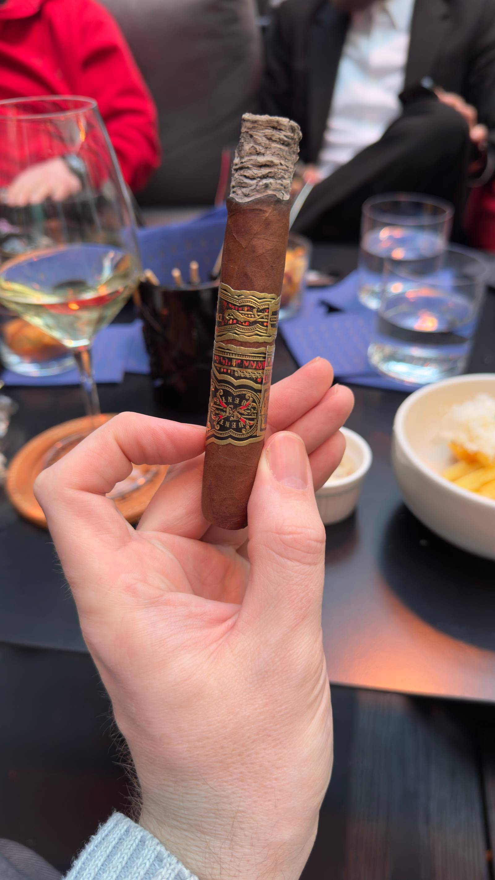 Photo 7 of 7 for Arturo Fuente Fuente Fuente OpusX Dubai Exclusivo Red #52 5" * 52, reviewed on Apr 25, 2025 and given a rating of 8.4.