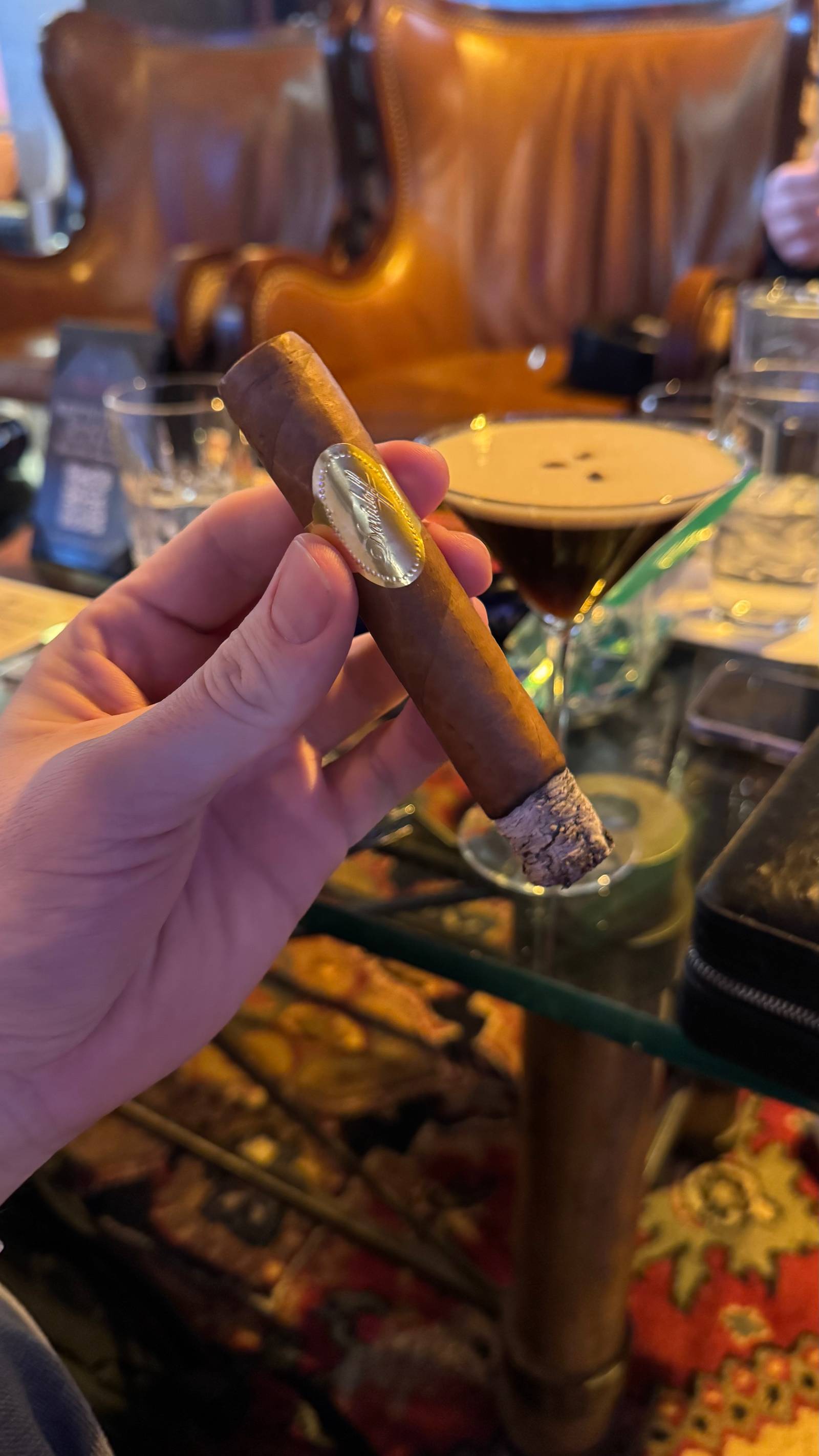 Photo 4 of 8 for Davidoff Puro D'Oro Magnificos 5.125" * 52, reviewed on Feb 1, 2025 and given a rating of 8.9. Best word to describe this particular review is "Balanced".