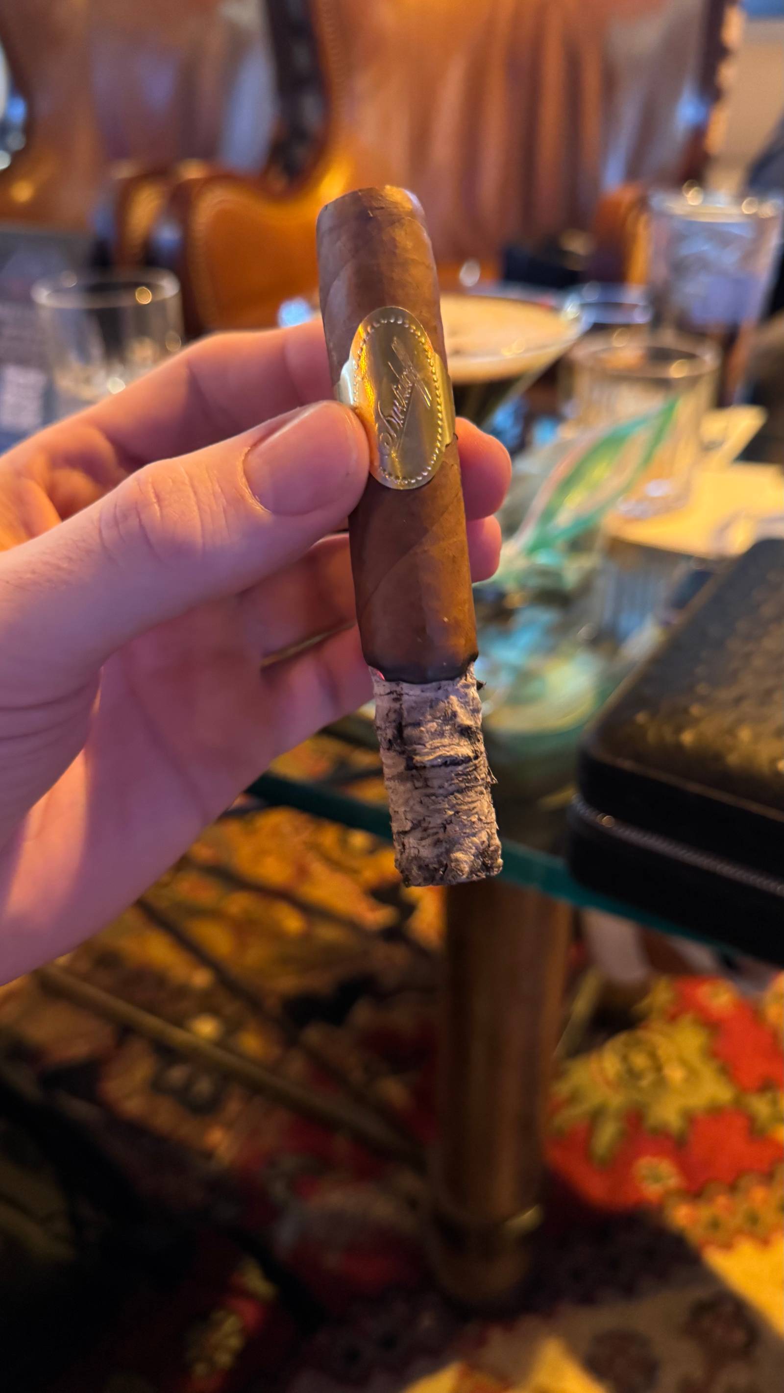Photo 6 of 8 for Davidoff Puro D'Oro Magnificos 5.125" * 52, reviewed on Feb 1, 2025 and given a rating of 8.9. Best word to describe this particular review is "Balanced".