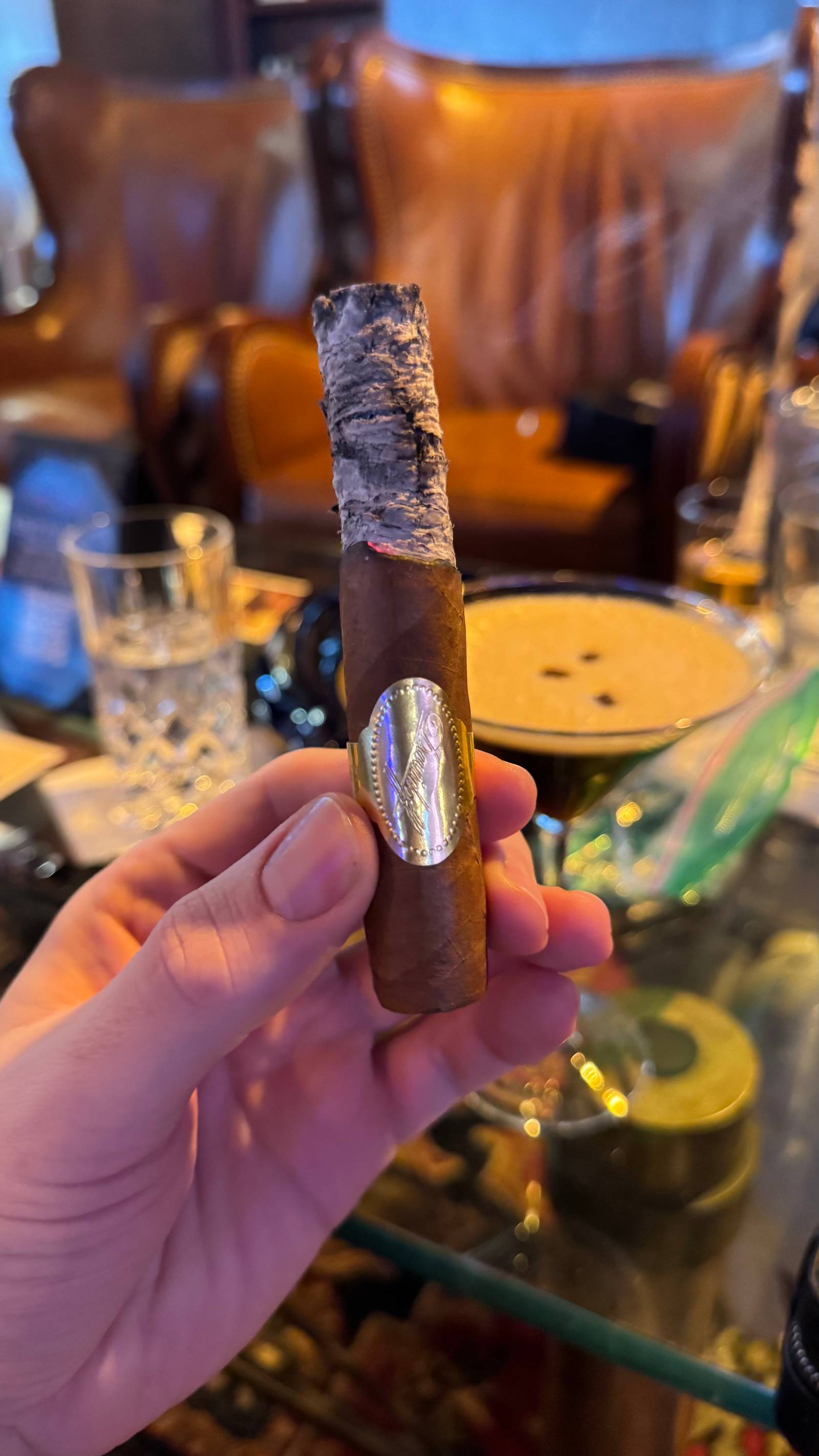 Photo 7 of 8 for Davidoff Puro D'Oro Magnificos 5.125" * 52, reviewed on Feb 1, 2025 and given a rating of 8.9. Best word to describe this particular review is "Balanced".