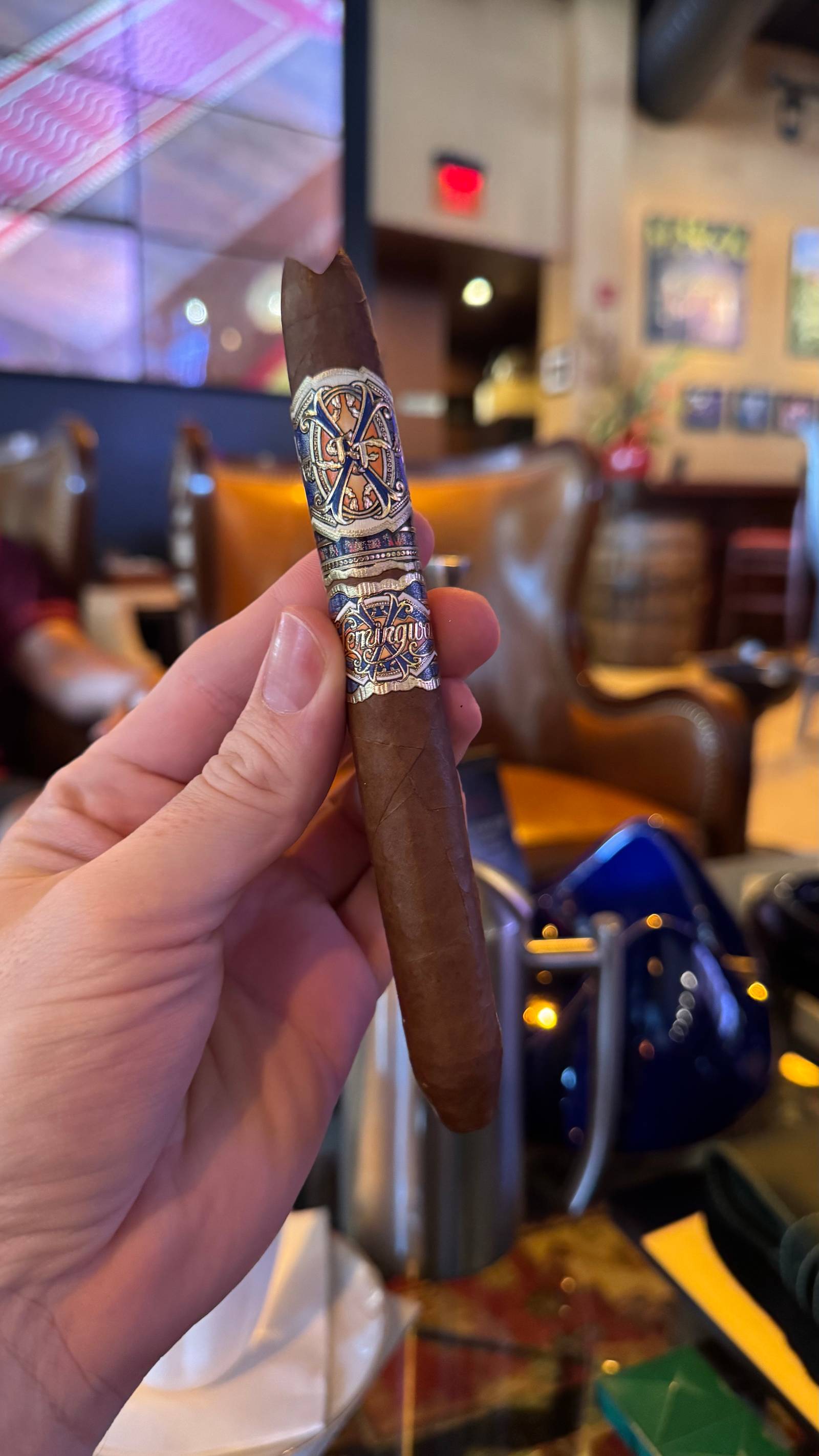 Photo 4 of 6 for Arturo Fuente Fuente Fuente Opus X 20th Anniversary Hemingway 7" * 50, reviewed on Jul 5, 2025 and given a rating of 8.