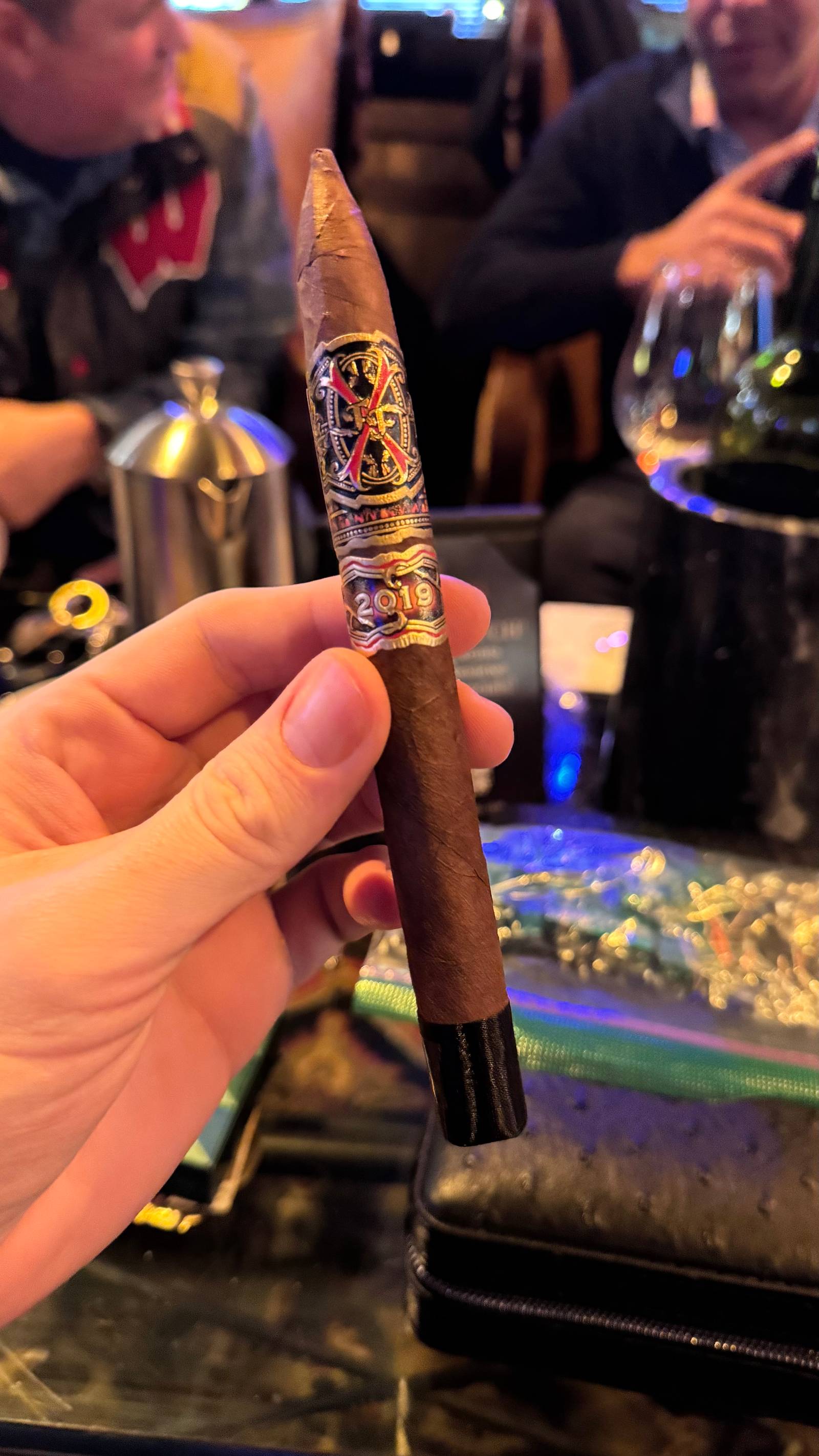 Photo 1 of 6 for Arturo Fuente Fuente Fuente OpusX Heaven and Earth Rare Black Torpedo 6.875" * 44, reviewed on Feb 7, 2025 and given a rating of 9.